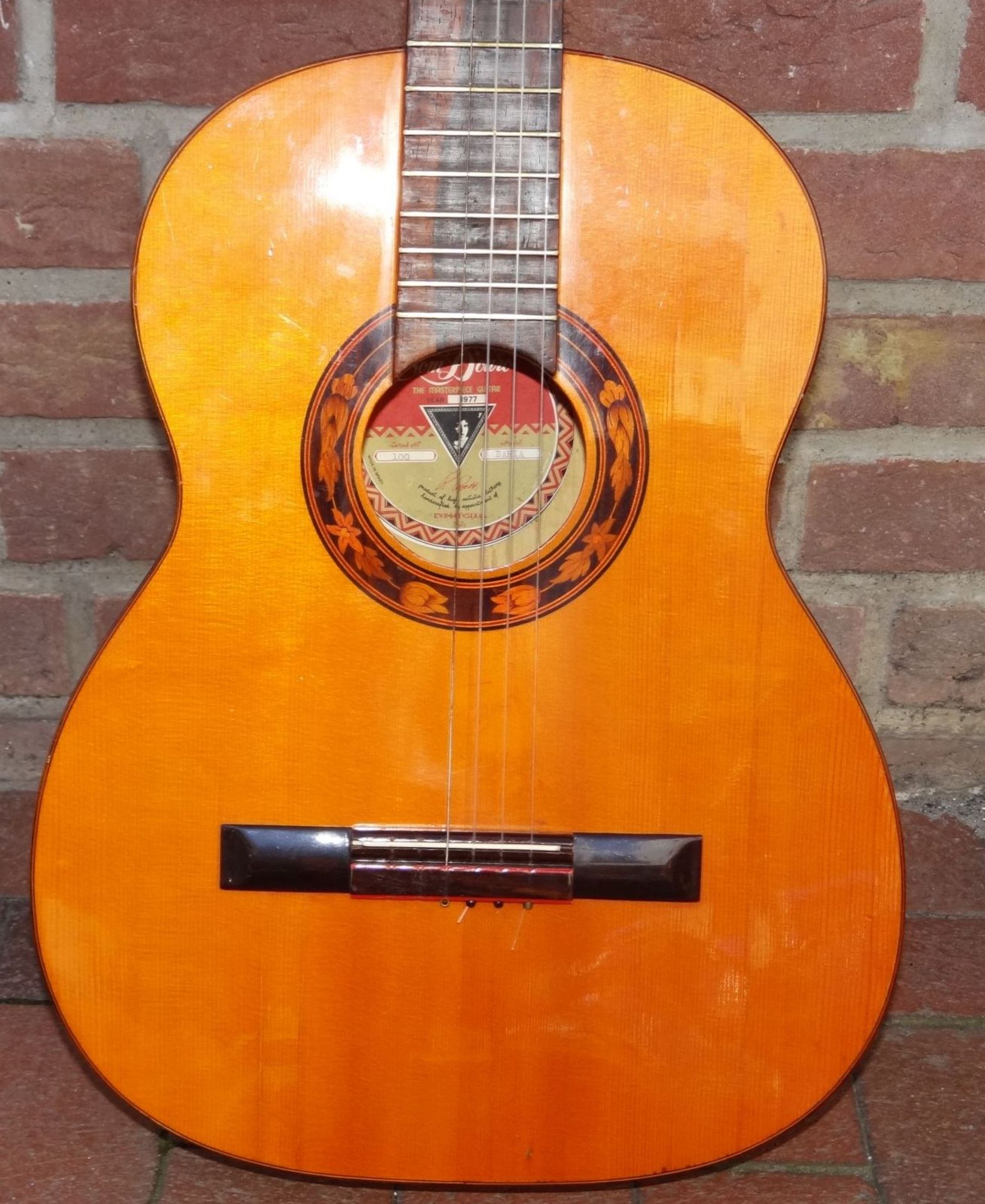 Klassische Konzertgitarre "Som Dhouro-Bahia", gut erhalten, L-99 cm- - -22.61 % buyer's premium on - Bild 3 aus 10