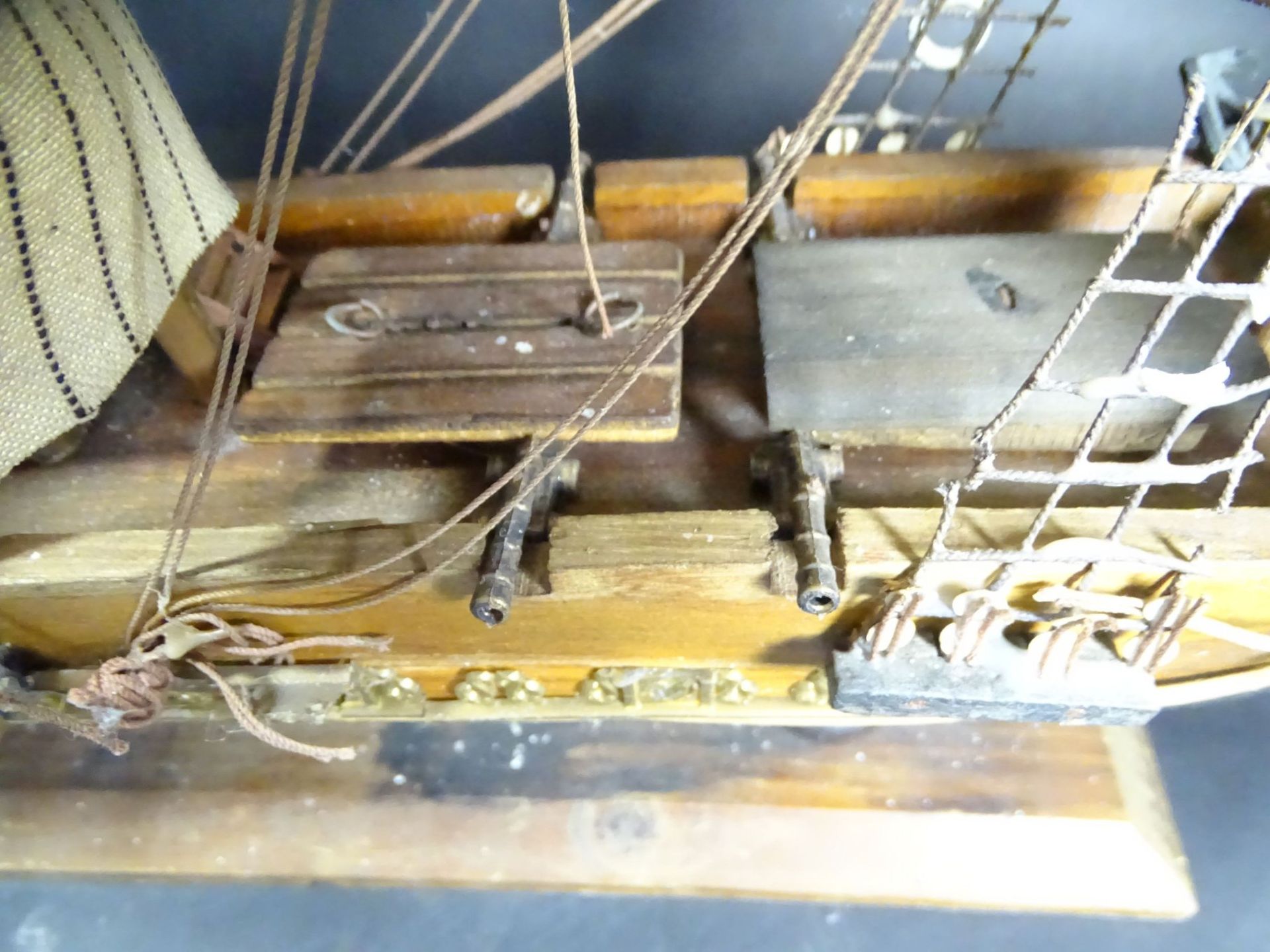 Segelschiff-Holzmodell der Siglata XVII, leicht überholungsbedürftig, H-52 cm, L-70- - -22.61 % - Bild 5 aus 8
