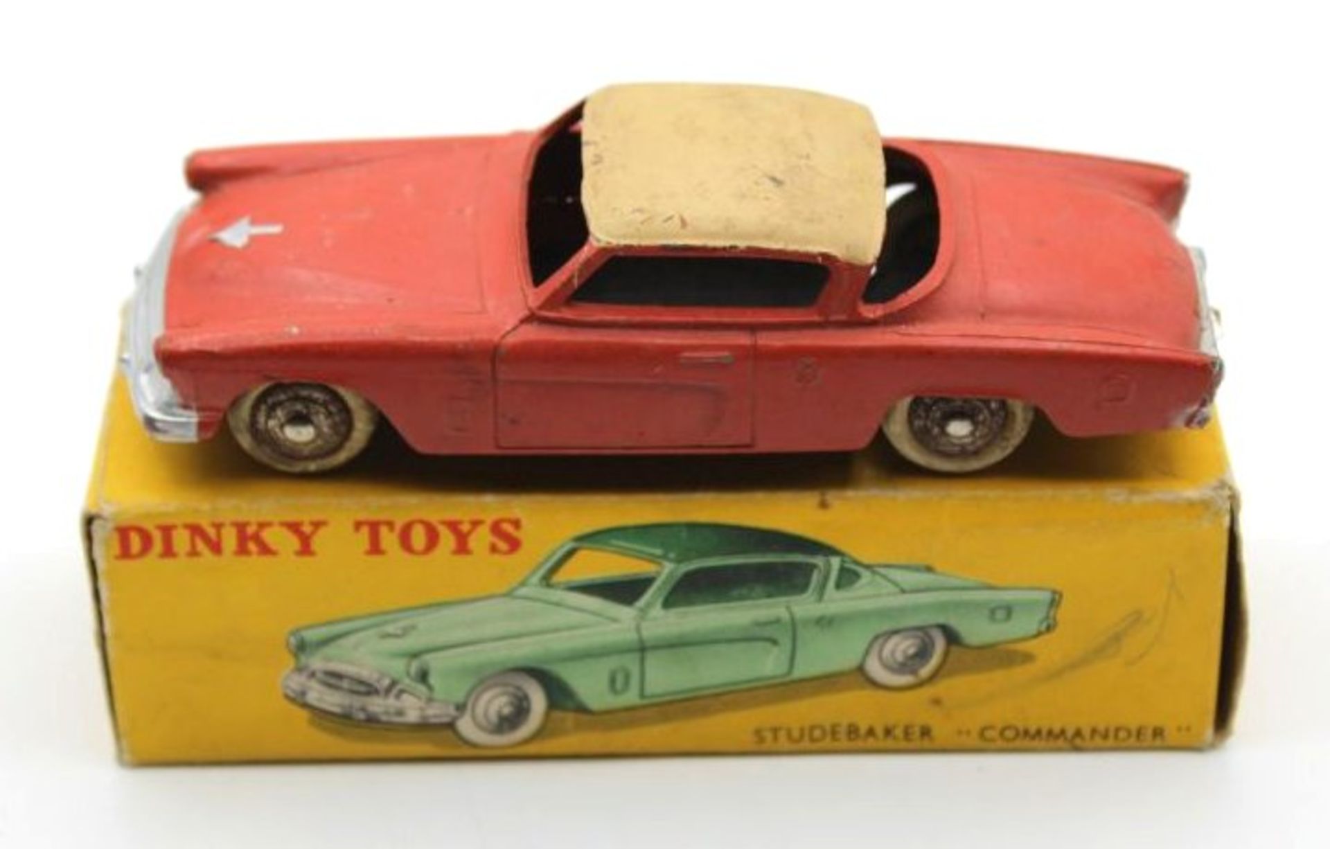 Dinky Toys "Studebaker Commander", Frankreich, 1:43, bespielt, orig. Karton mit min. Läsuren.- - -