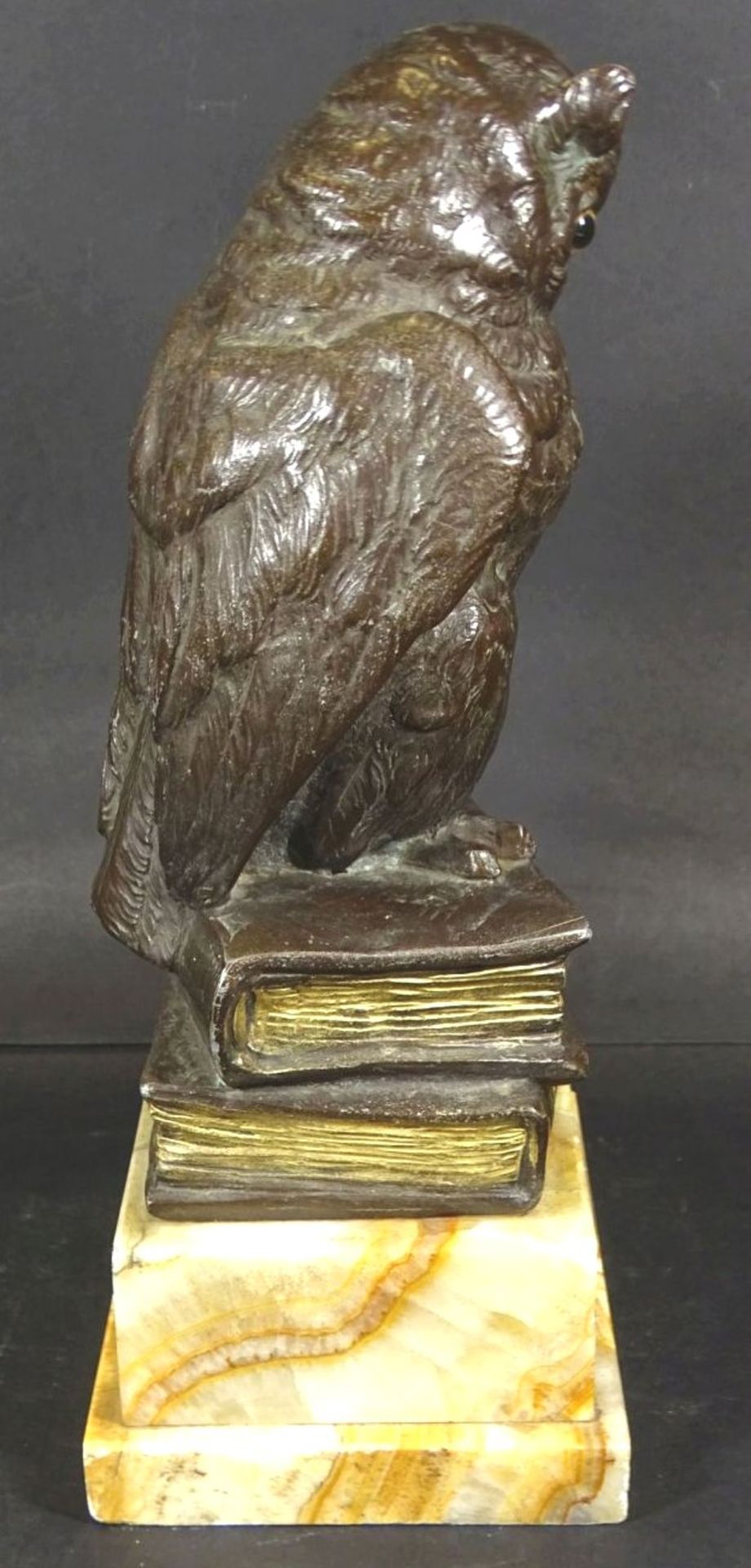 Schwarz, signierte Bronze "Eule auf Bücher" Marmorsockel, H-30 cm, 11x16 cm, 6,3 kg- - -22.61 % - Bild 6 aus 7