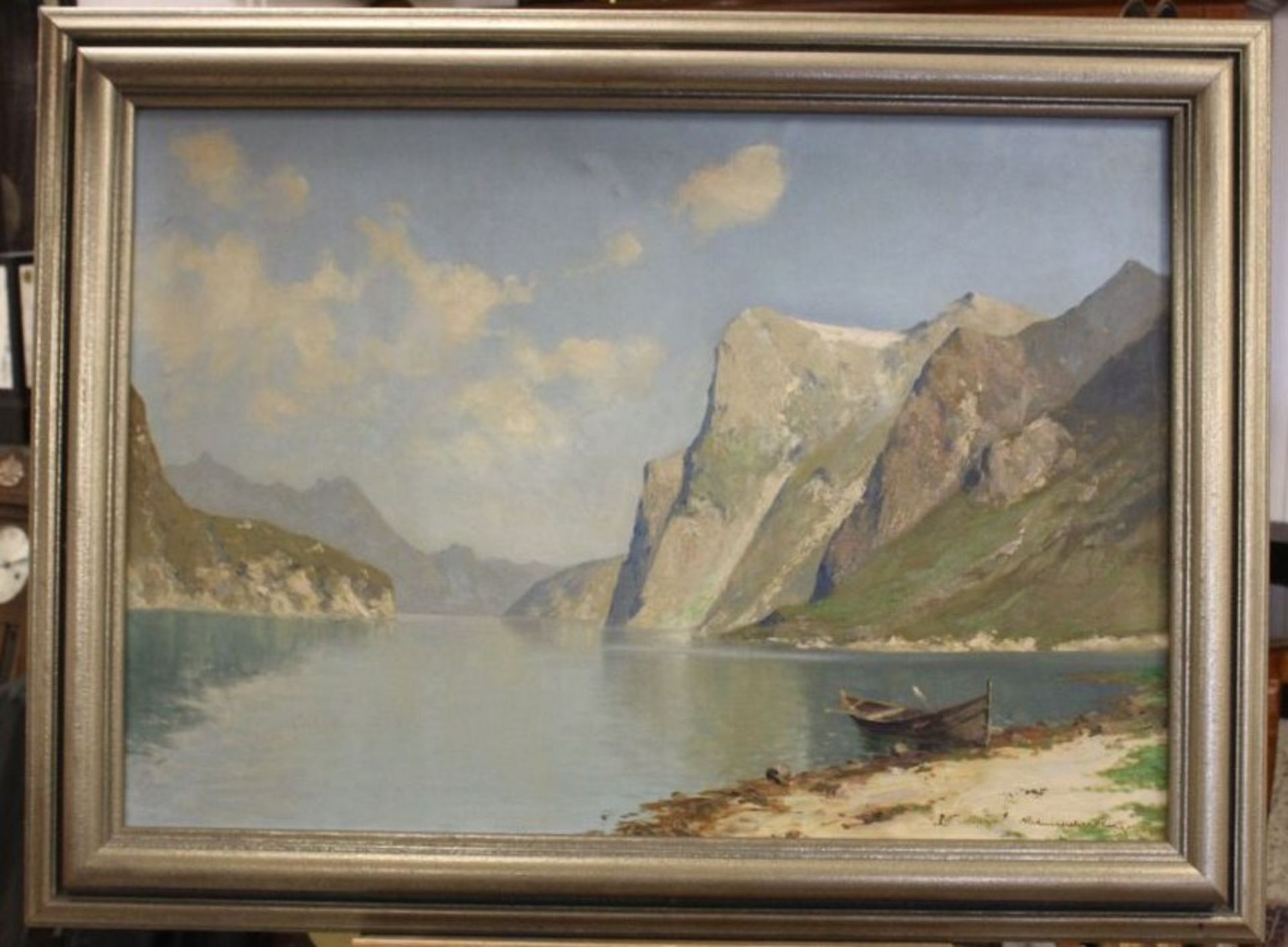 unleserl. signierte Fjord-Landschaft, Öl/Leinwand, gerahmt, RG 88 x 118cm.- - -22.61 % buyer's - Bild 3 aus 3