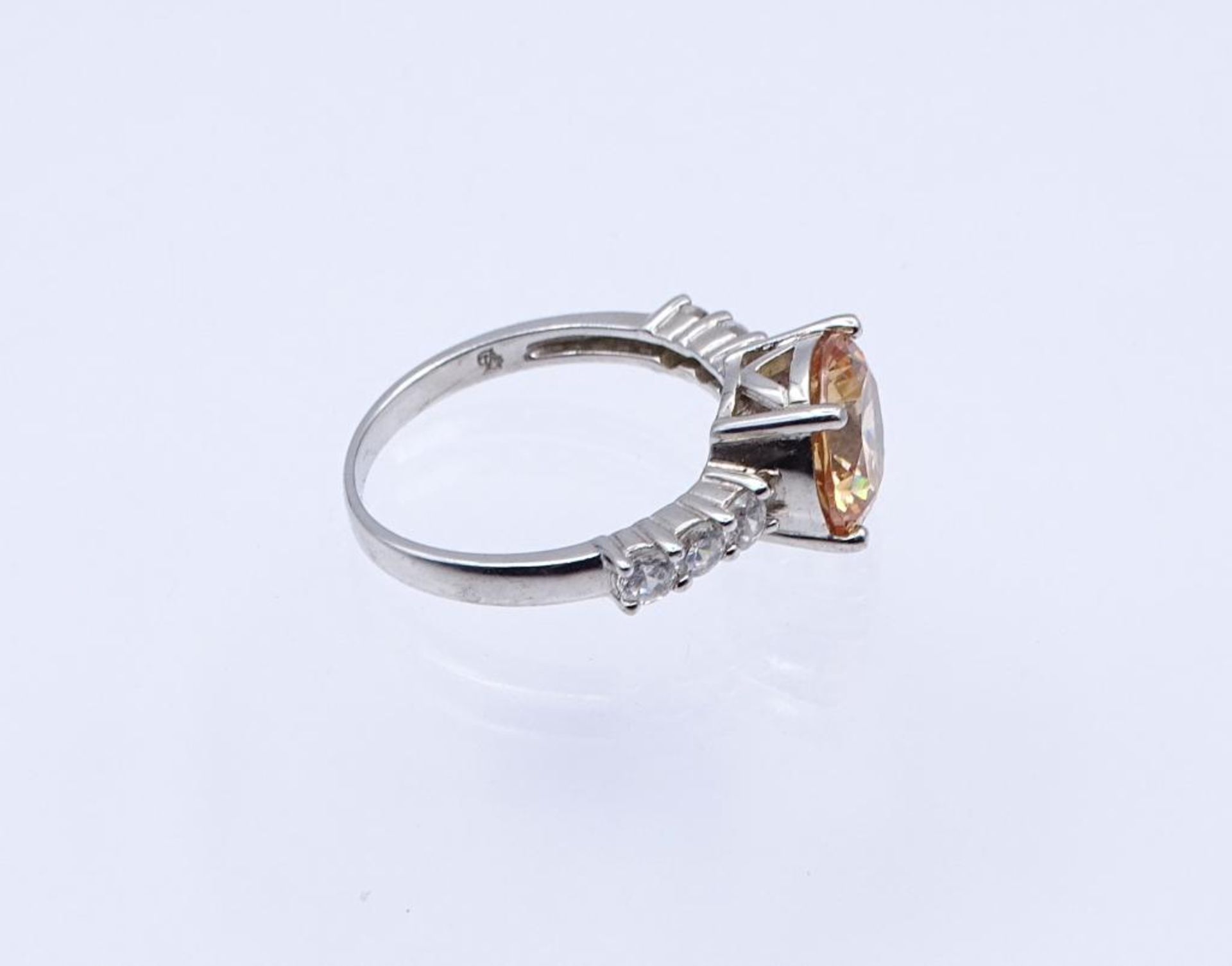 Silber Ring mit Zirkonia, Silber 925/000, 4,8gr. RG 60- - -22.61 % buyer's premium on the hammer - Bild 2 aus 3