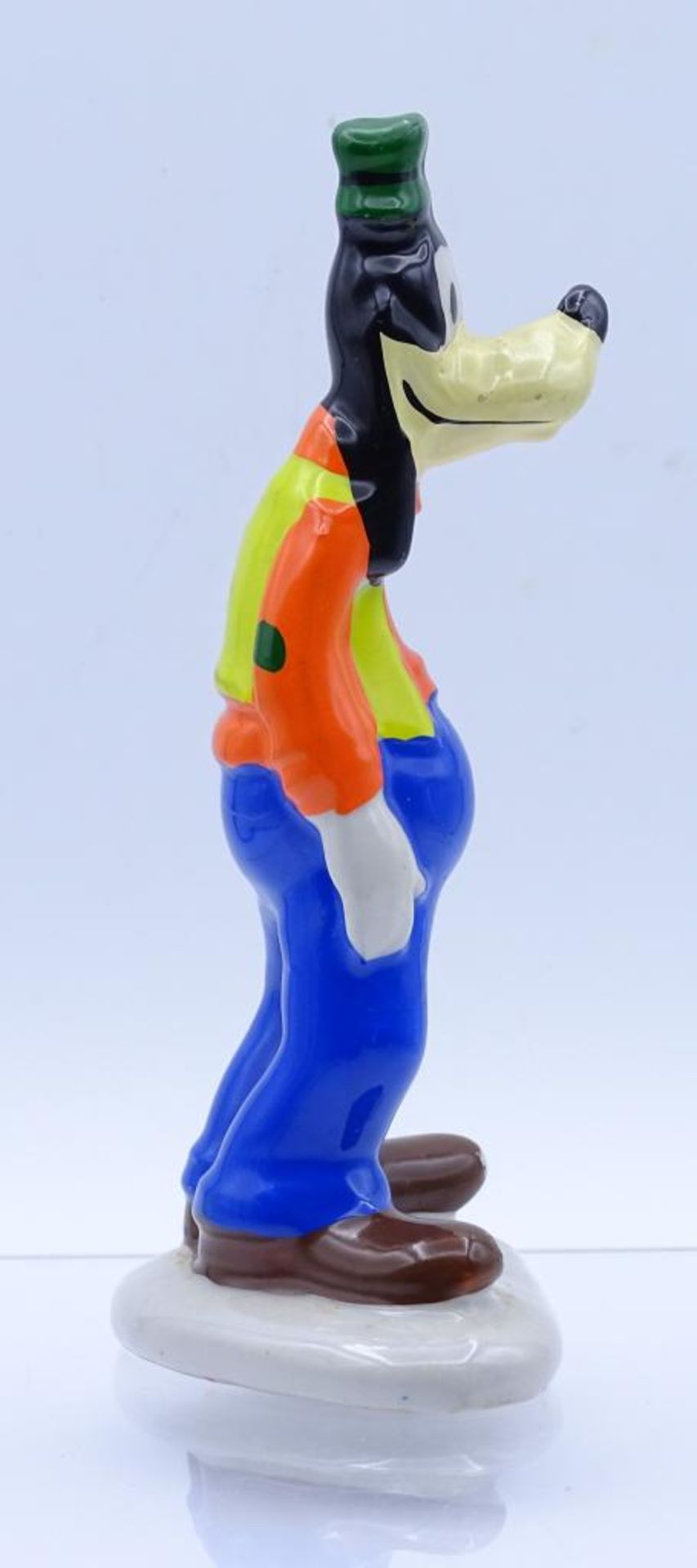 Goofy Figur aus Porzellan, Walt Disney Prod., H-14 cm- - -22.61 % buyer's premium on the hammer - Bild 2 aus 4