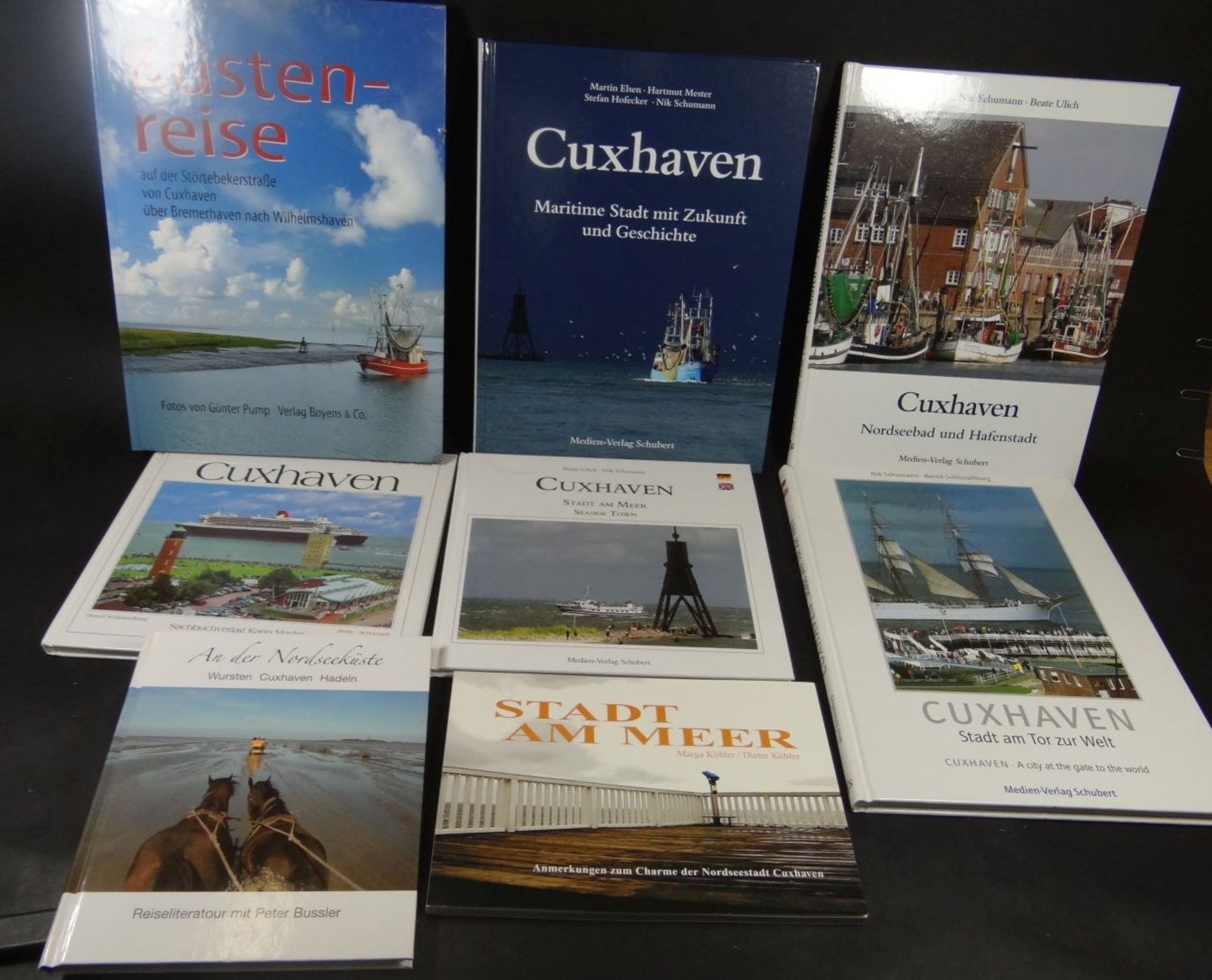 8x div. Bildbände über Cuxhaven und um- - -22.61 % buyer's premium on the hammer priceVAT margin