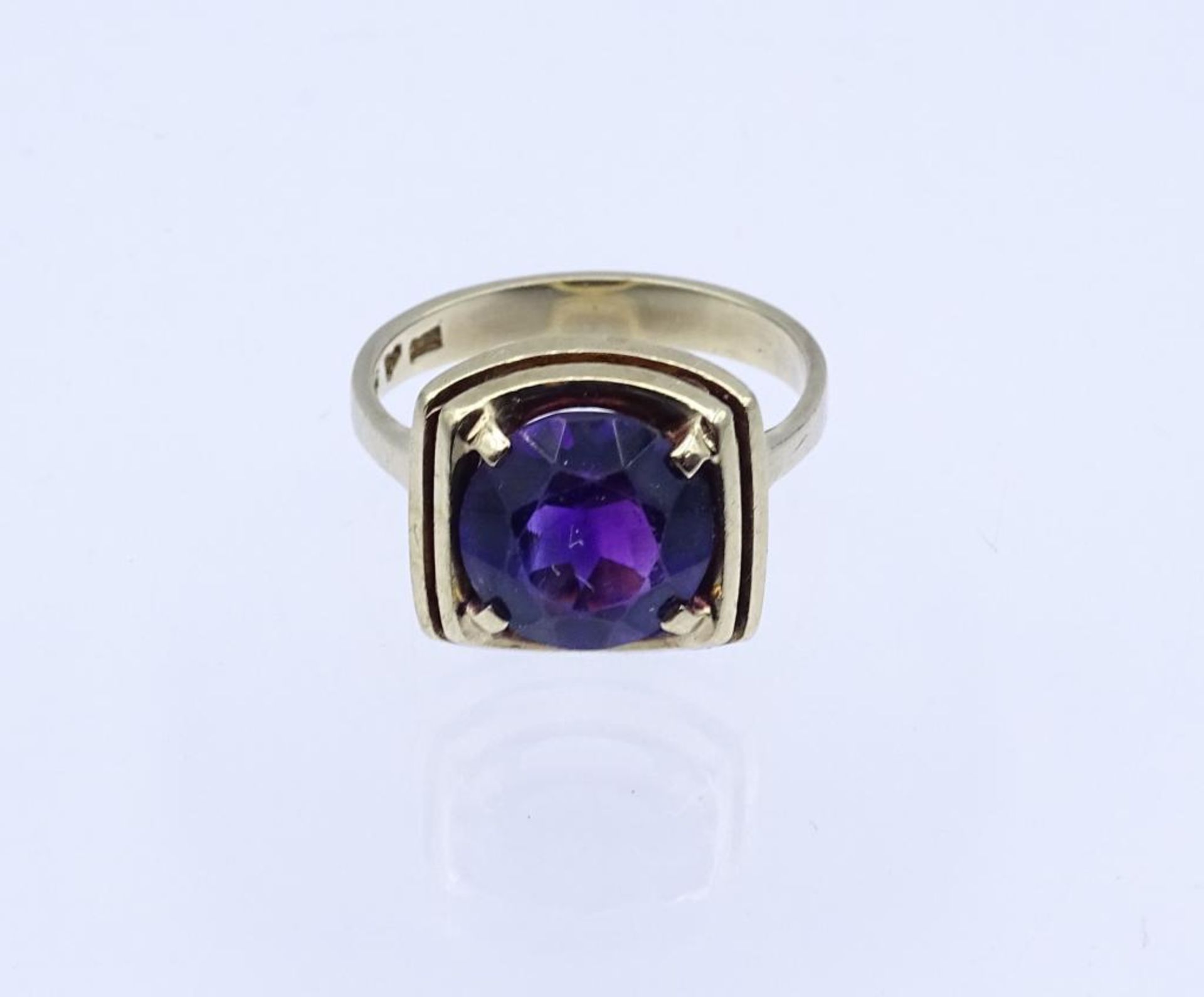 333er GG Ring mit facettierten Amethyst, 4,4gr., RG 56- - -22.61 % buyer's premium on the hammer - Bild 2 aus 4