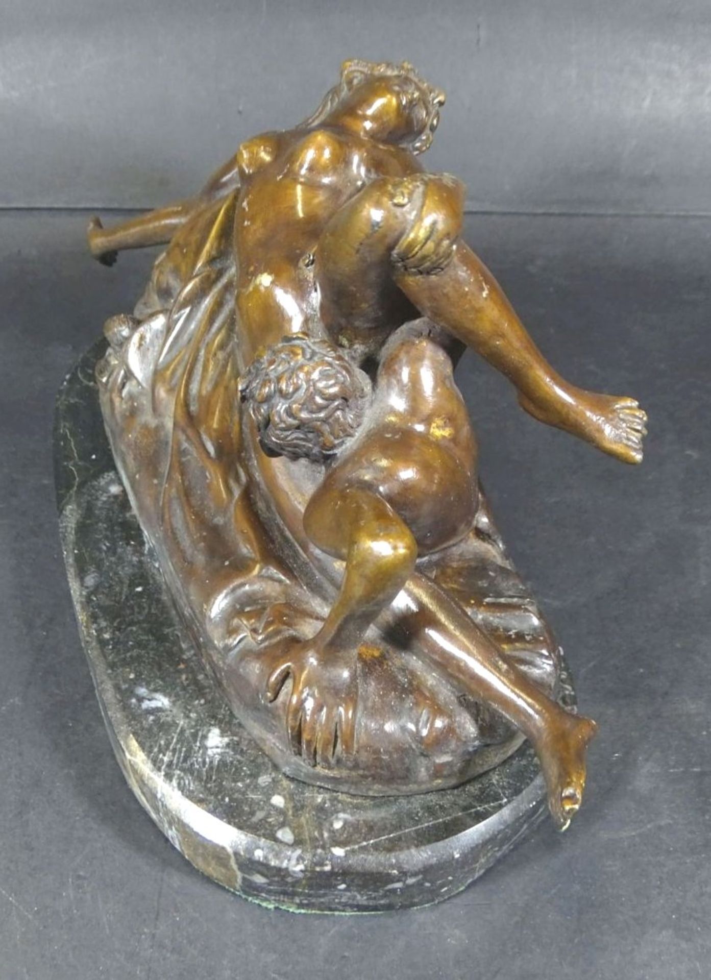 Bruno ZACH (1891-1935) "Erotika mit Faun" Bronze auf Marmorsockel, H-13 cm, B-22 cm, T-9 cm, 2 kg- - - Bild 3 aus 6