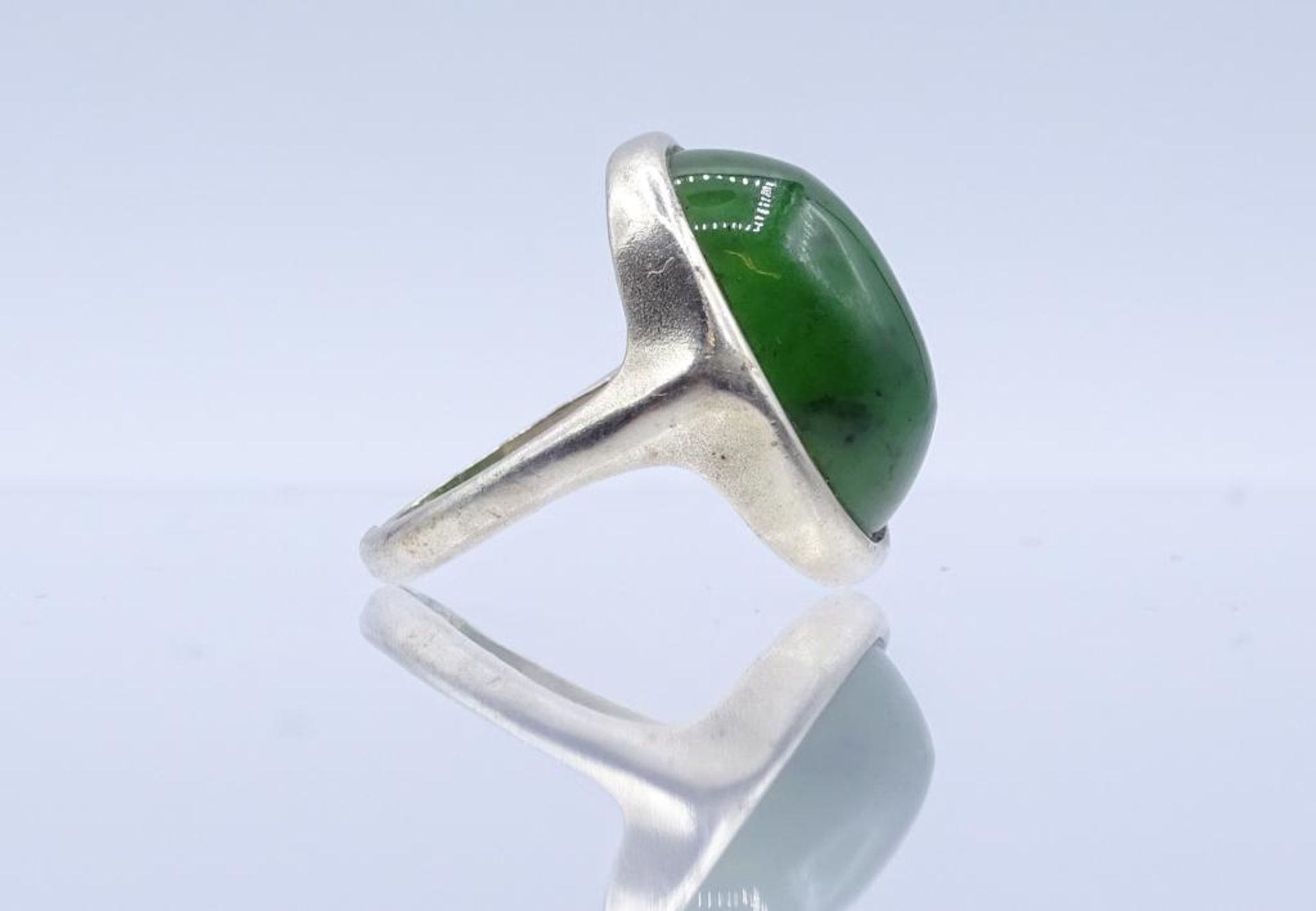 Sterling Silber Ring mit Jade Cabochon,Silber 925/000,offene Ringschiene, 8,1gr.- - -22.61 % buyer's - Bild 2 aus 3