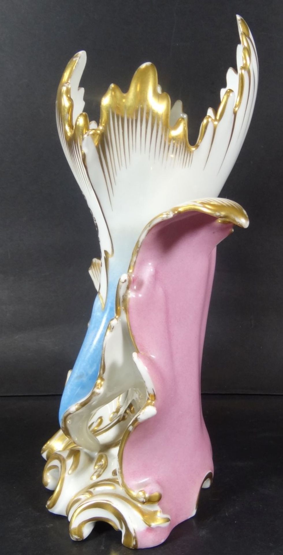 Biedermeier-Vase, Front mit Golldekor und blau, Rückseite rosa, gut erhalten, H-26 c- - -22.61 % - Bild 3 aus 6