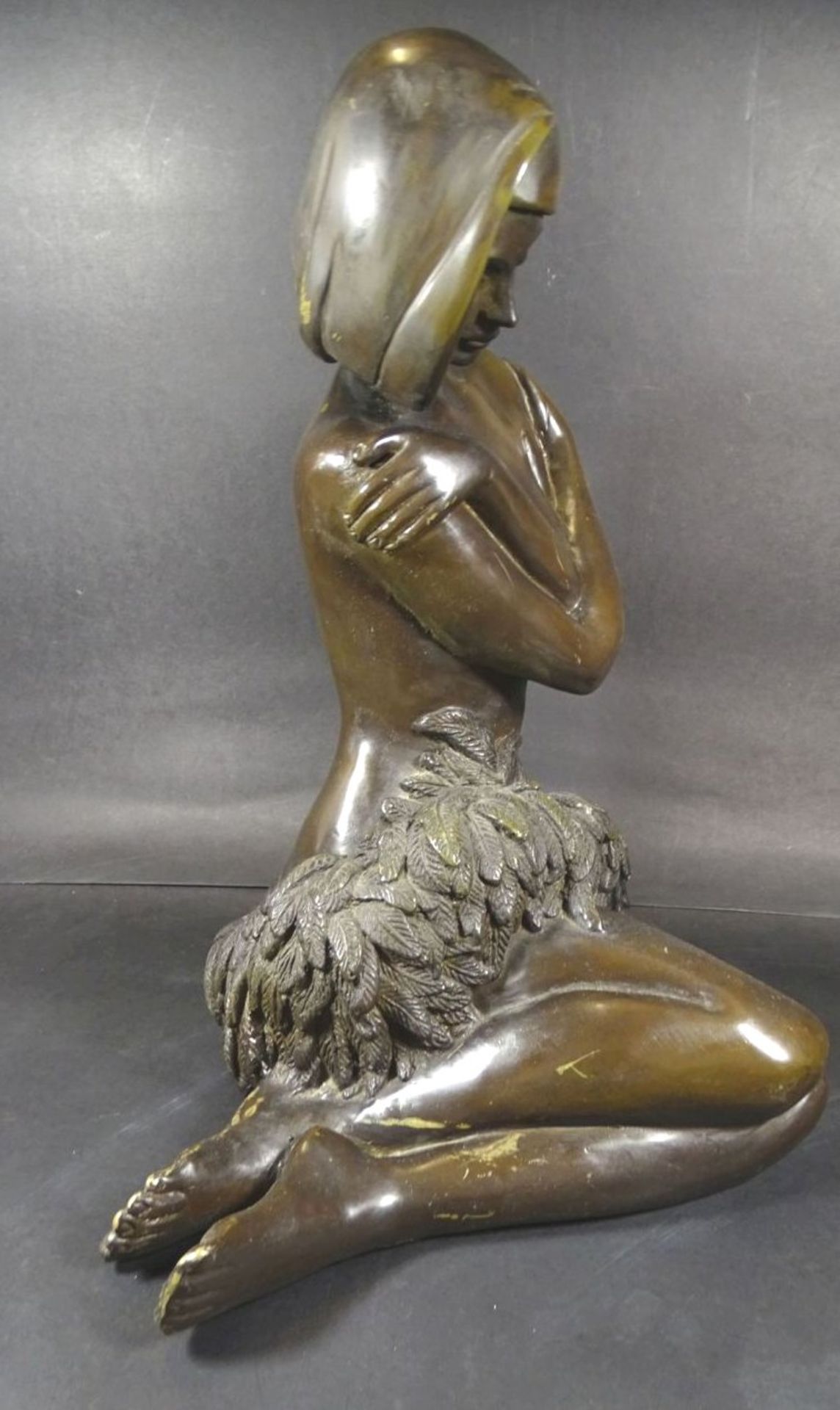 Auguste MOREAU (1834-1917) "Mädchen mit Lendenschurz" Bronze, H-37 cm, 6,2 k- - -22.61 % buyer's - Bild 5 aus 7