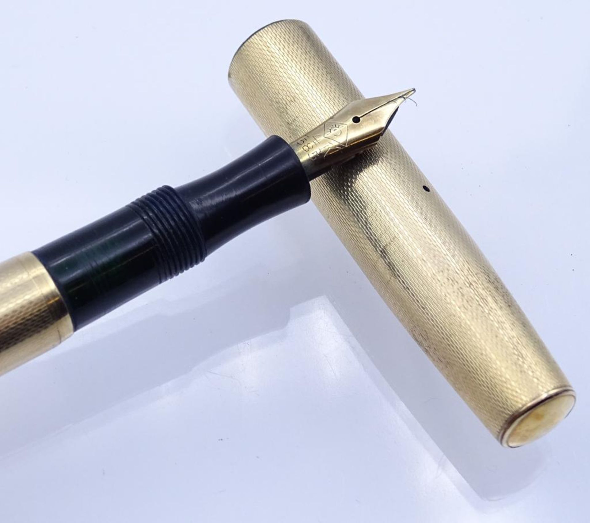 Kolbenfüller mit einer 14K Gold Feder, doublé Gehäu- - -22.61 % buyer's premium on the hammer - Bild 2 aus 3