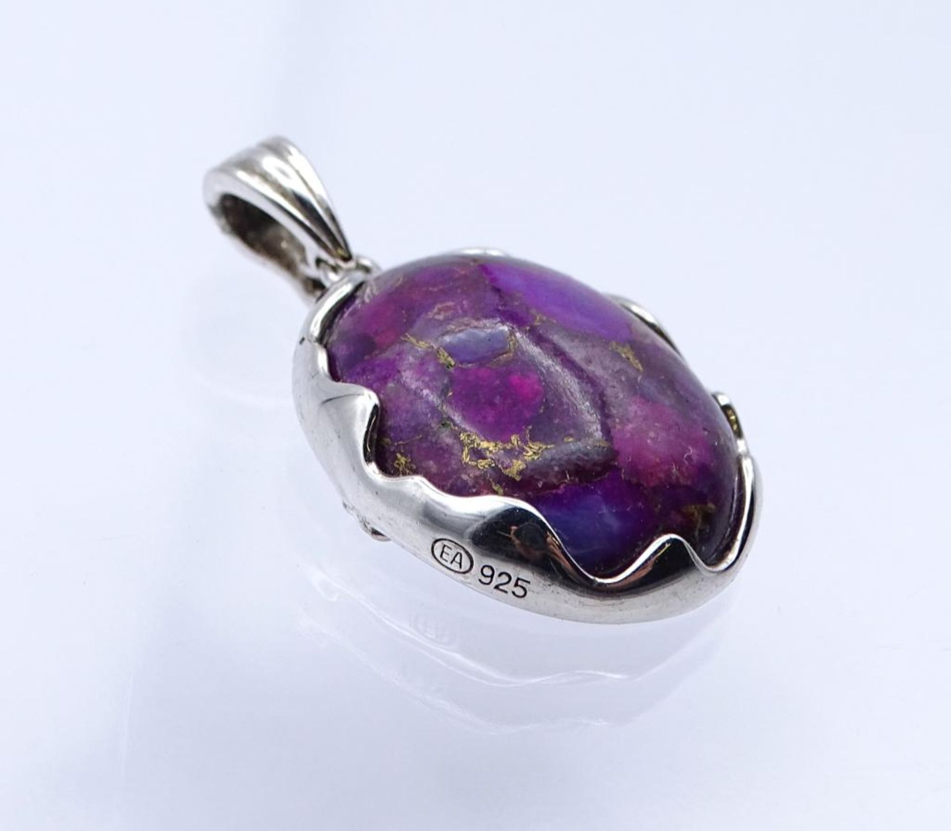 Silber- Anhänger mit einen violetten marmorierten Cabochon,Silber 925/000,L- 3,8cm, 7,7gr.- - -22.61 - Bild 2 aus 4