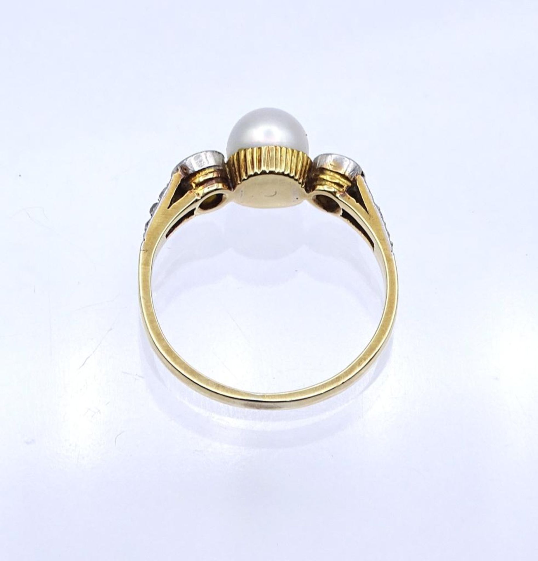 Art Deco Brillant Ring mit Perle, Brillanten zus.ca. 0,30ct.,(1x Abplatzer)Gelbgold / Platin, GG - Bild 6 aus 8