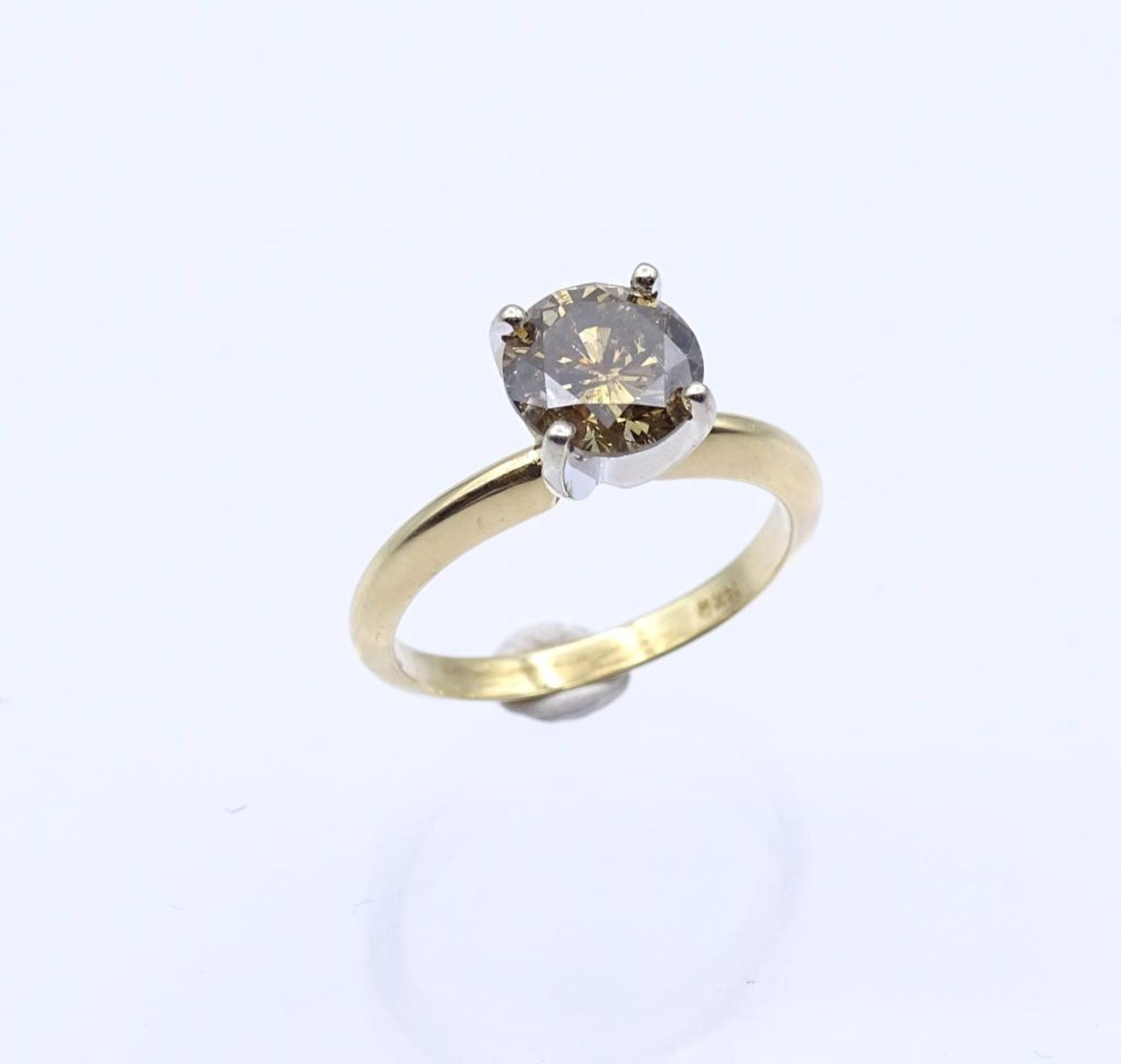 Brillant-Solitär-Ring, 585er GG ,Champagnerfarbiger Brillant ca. 1,5ct., seitl.ein Abplatzer,sowie - Bild 5 aus 9