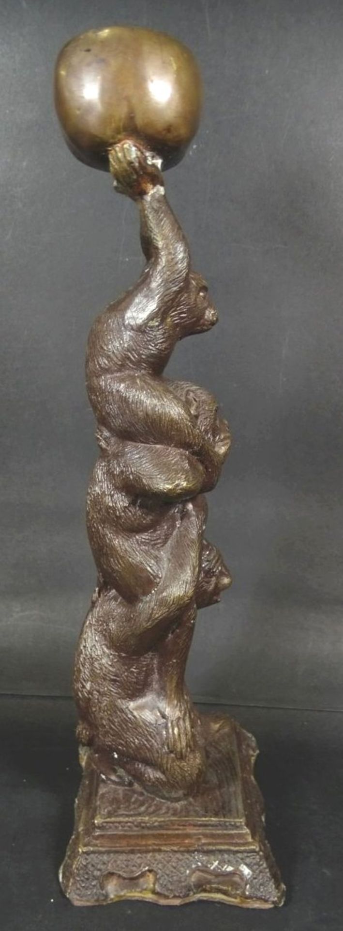 Bronze "Drei Affen mit Ball", H-33 cm, 10x10 cm- - -22.61 % buyer's premium on the hammer priceVAT - Bild 7 aus 9