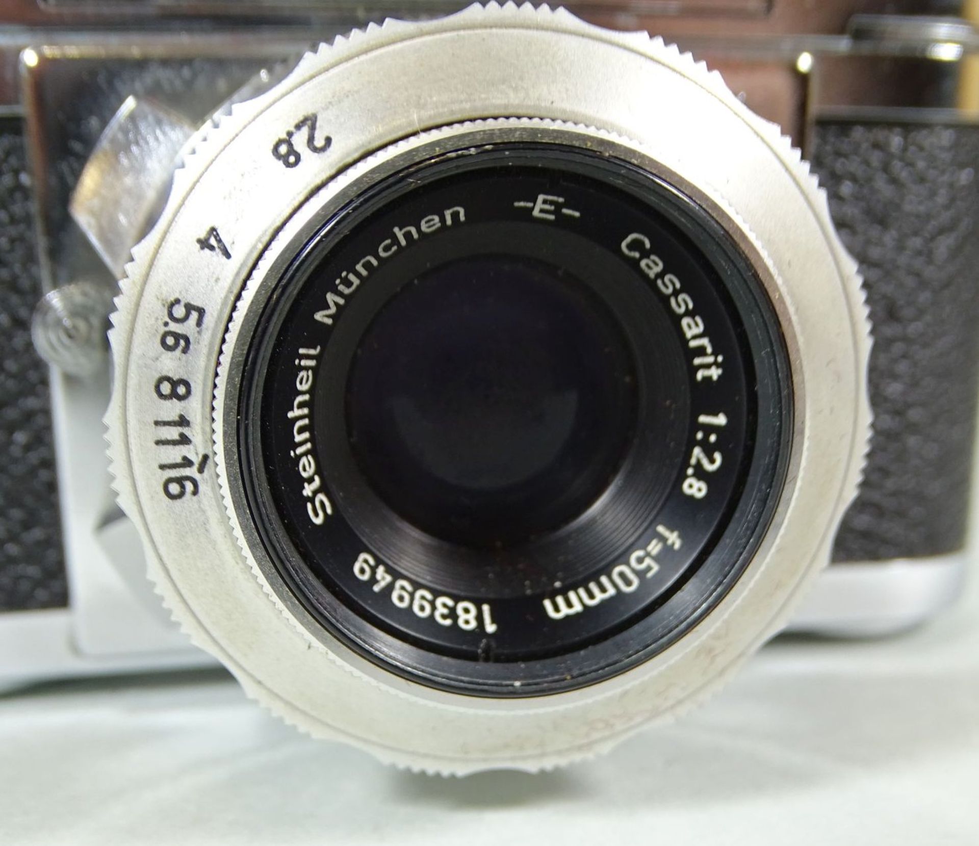 Braun Paxette Super II B Kamera mit Steinheil Cassarit 1:2,8 f=45mm Objektiv, in Ledertasche, gut - Bild 4 aus 6