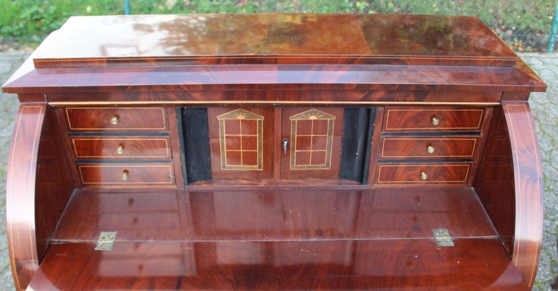 Biedermeier-Zylinderbüro, Mahagoni, Fadenintarsien, schönes Innenleben, guter Zustand, H-108cm B- - Bild 3 aus 8