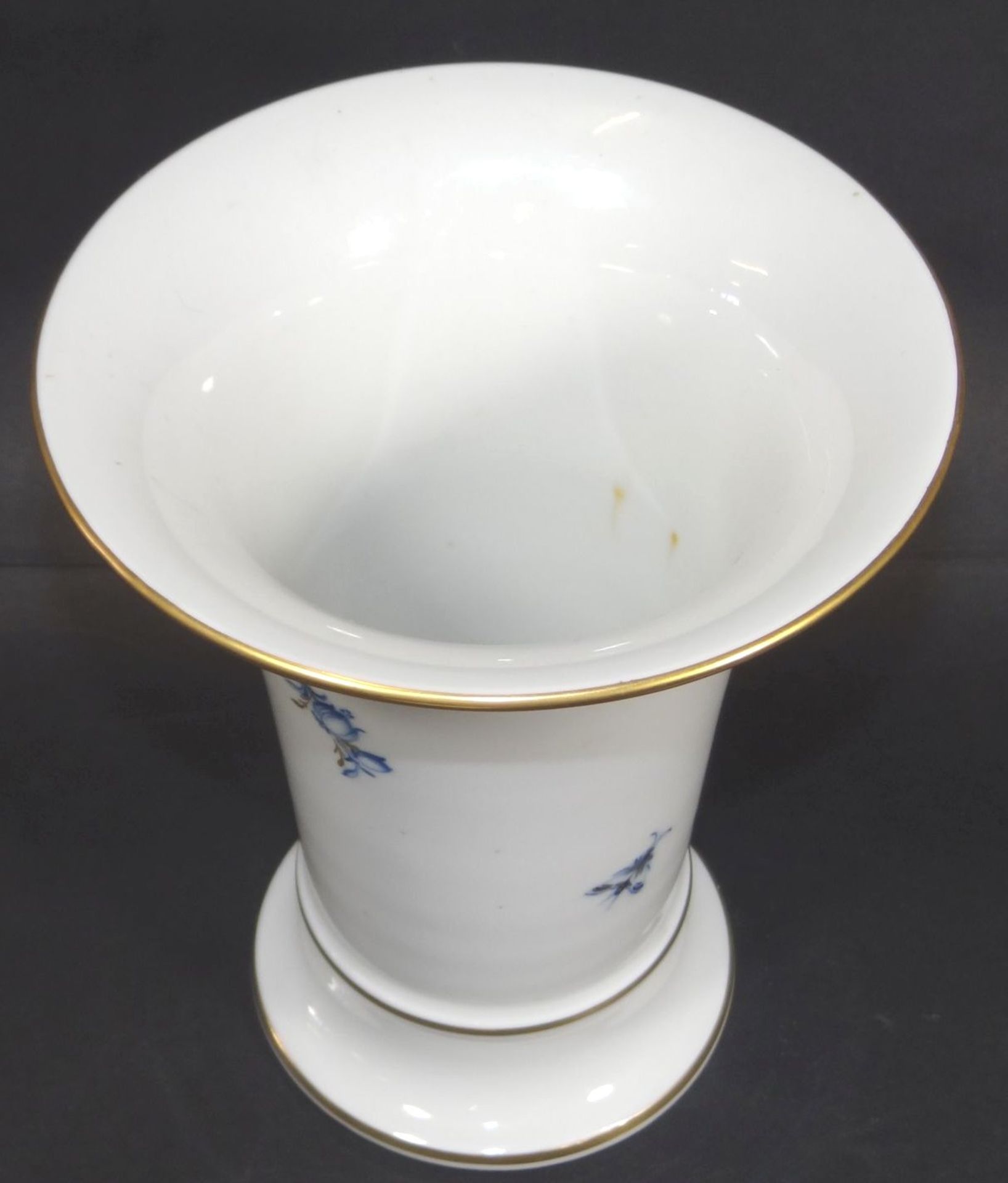 Vase "Meissen" Aquatinta mit Gold, SDchwertermarke, H_16 cm- - -22.61 % buyer's premium on the - Bild 3 aus 4