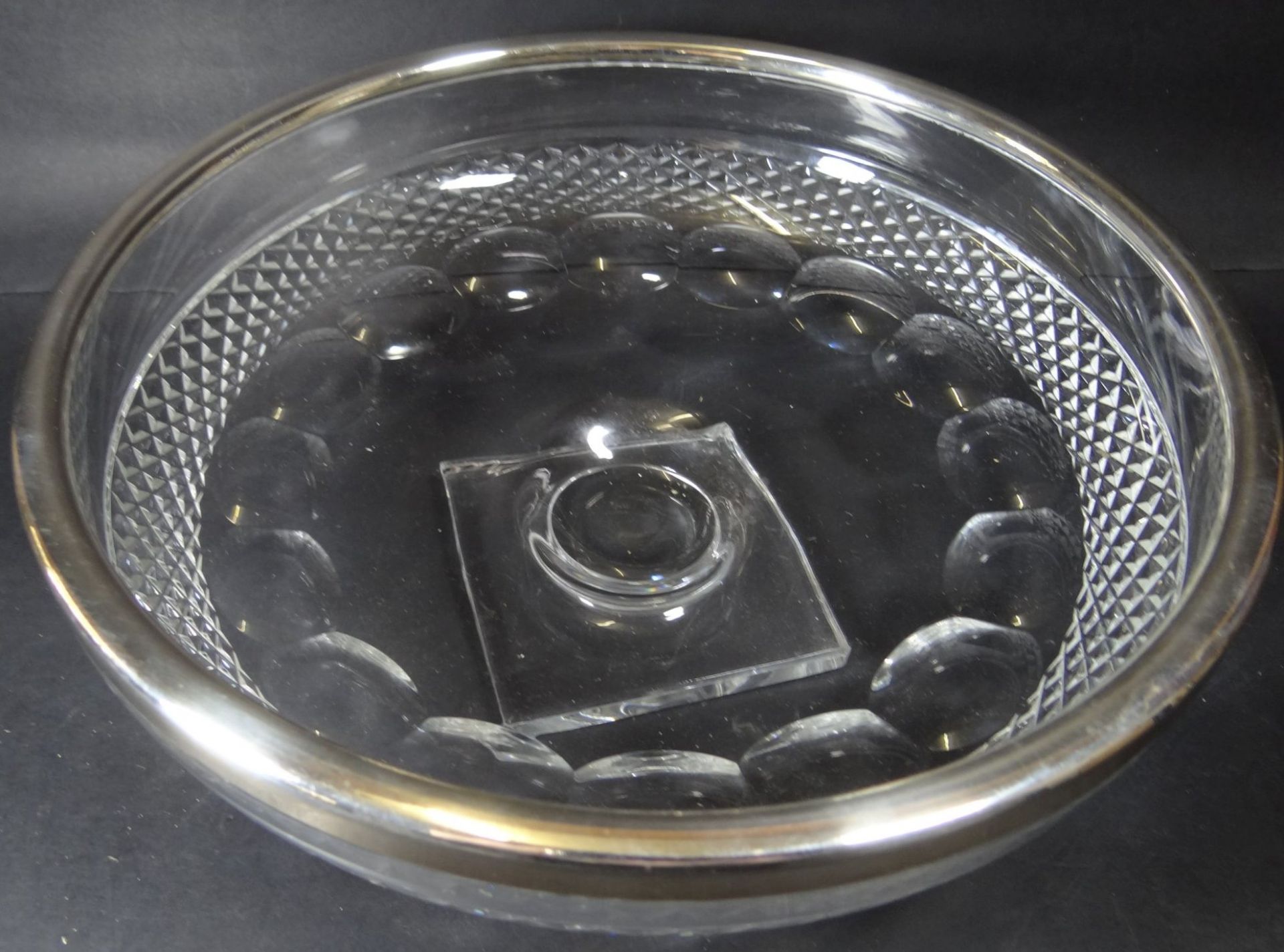 grosse Kristall-Schale auf Stand mit Silberrand-800-, H-10 cm, D-26 cm- - -22.61 % buyer's premium