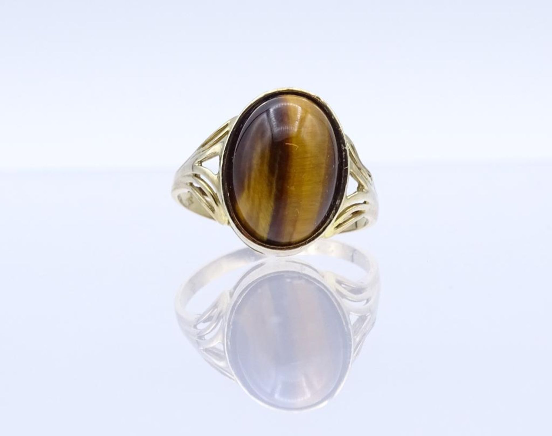 333er GG Ring mit Tigerauge Cabochon, 3,1gr., RG 54- - -22.61 % buyer's premium on the hammer