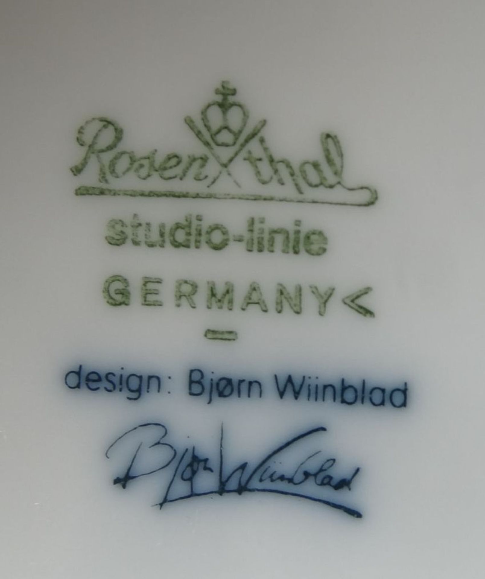 ovale Deckeldose und kl. Schale "Rosenthal" Entw. B. Windblad, H-10 cm, D-13 cm, H-4 cm- - -22. - Bild 5 aus 5