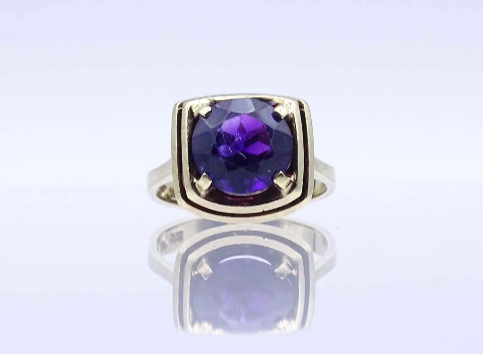 333er GG Ring mit facettierten Amethyst, 4,4gr., RG 56- - -22.61 % buyer's premium on the hammer