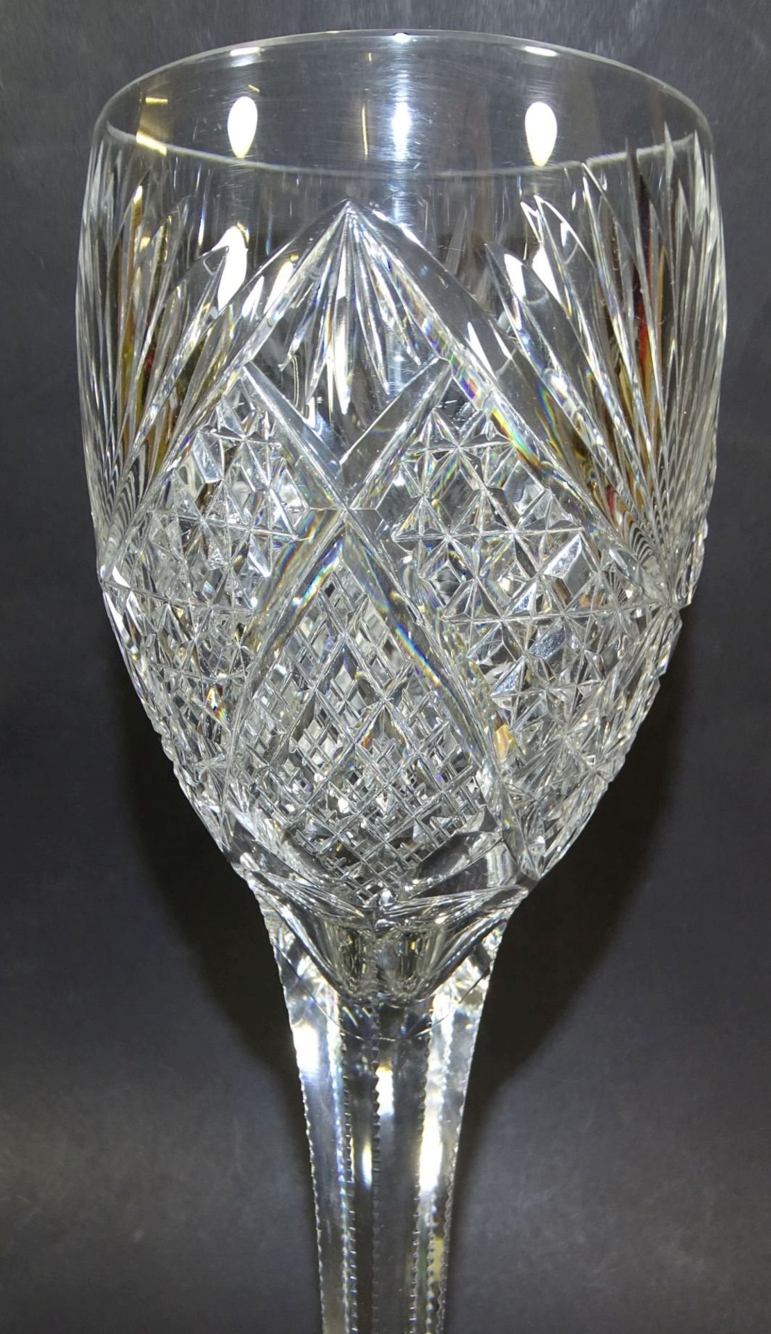 hoher, schwerer Kristallpokal mit Farnschliff, H-278,5 cm, D-12 cm- - -22.61 % buyer's premium on - Bild 5 aus 7