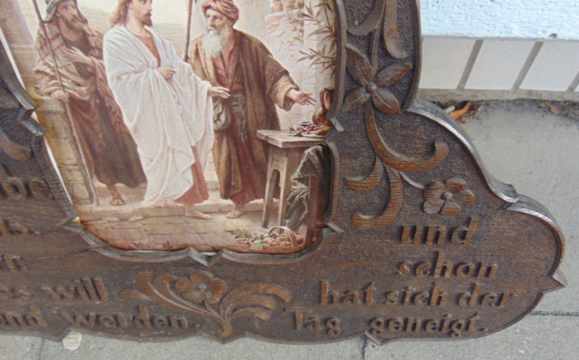 geschnitztes Wandbrett mit christl. Motiv und Spruch, 50x67 cm, um 1880- - -22.61 % buyer's - Bild 4 aus 5