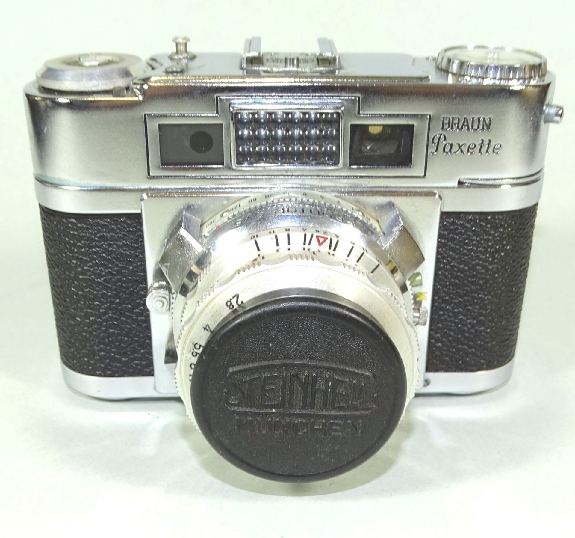 Braun Paxette Super II B Kamera mit Steinheil Cassarit 1:2,8 f=45mm Objektiv, in Ledertasche, gut