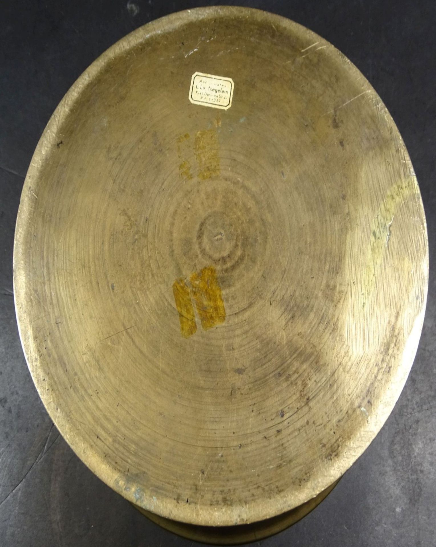 grosser Bronze Barock Deckeltopf um 1700, Deckel mit Ziermonogramme, H-17 cm, D-20 cm, 3,4 kg, in - Bild 7 aus 8