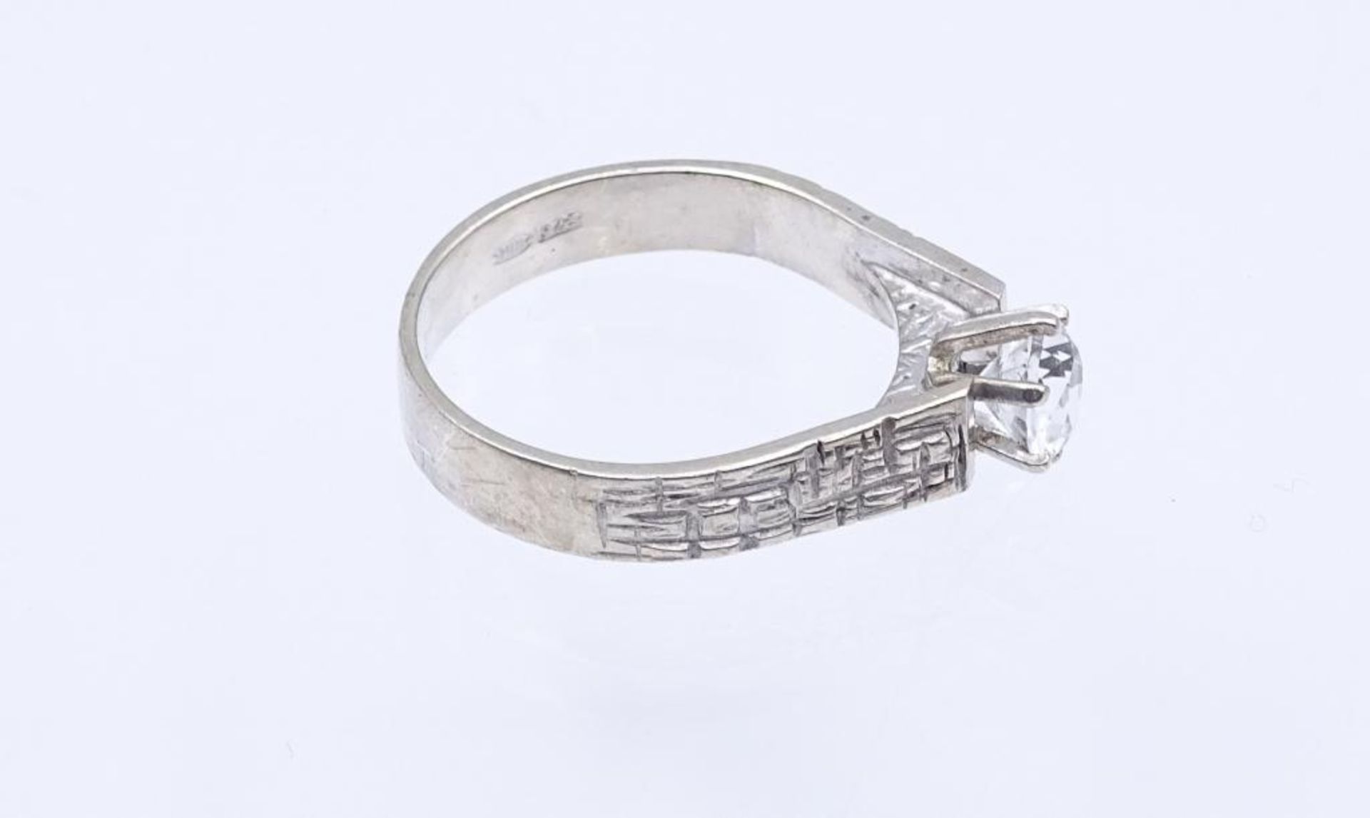 Sterling Silber Ring mit einen klaren facettierten Stein, Silber 925/000, 3,3gr., RG 59- - -22. - Bild 3 aus 4