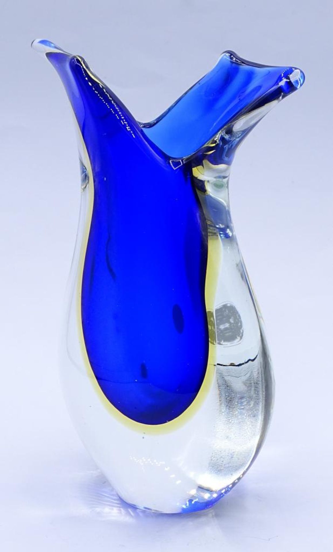 Glasvase, Murano, Italien,blau/klar ,H- 18cm- - -22.61 % buyer's premium on the hammer priceVAT - Bild 3 aus 3