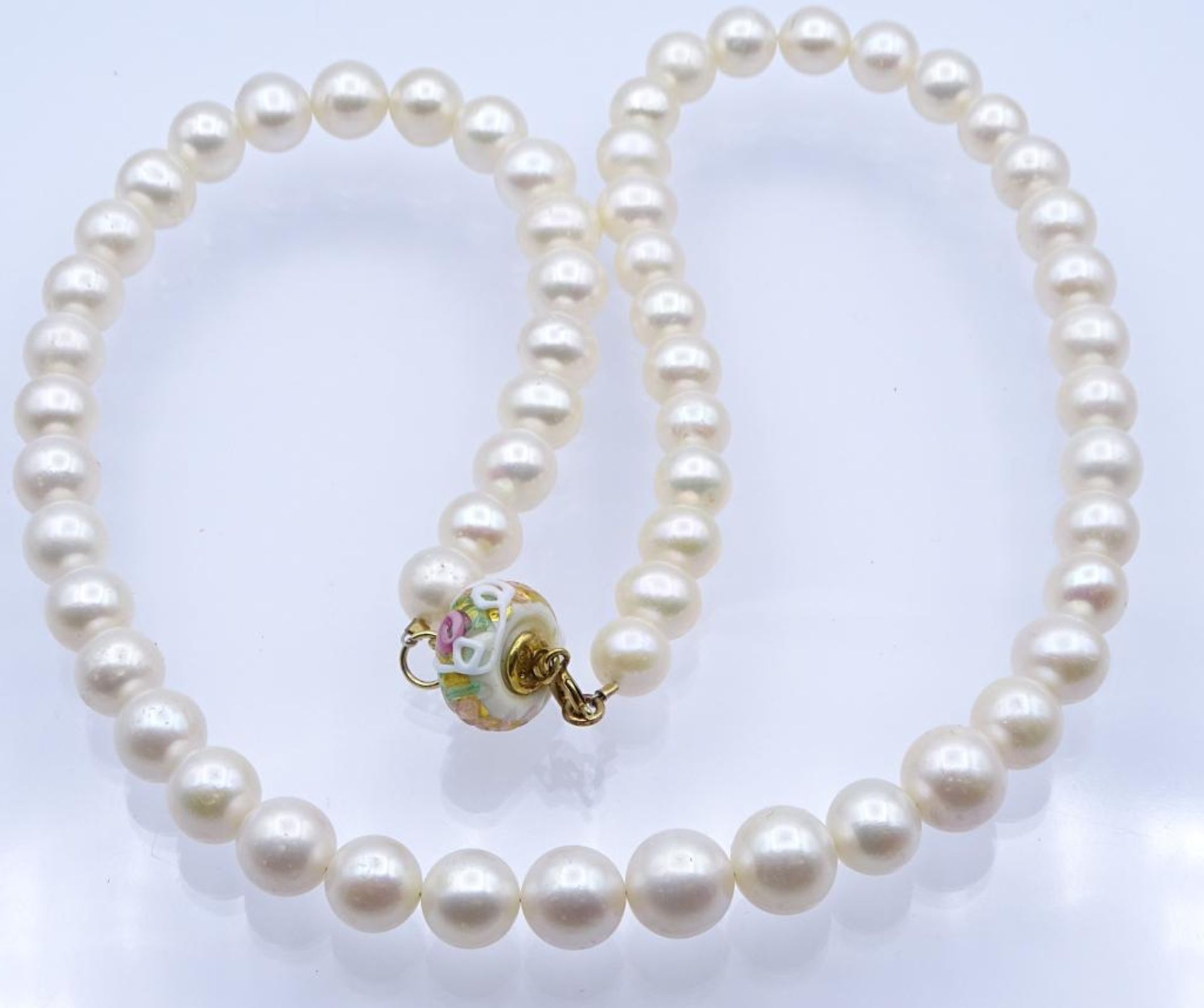 Breite Perlen Halskette Zuchtperlen? mit einer Magnetschließe,ca.L- 64cm, Perlen d- 9,8-12,7mm,