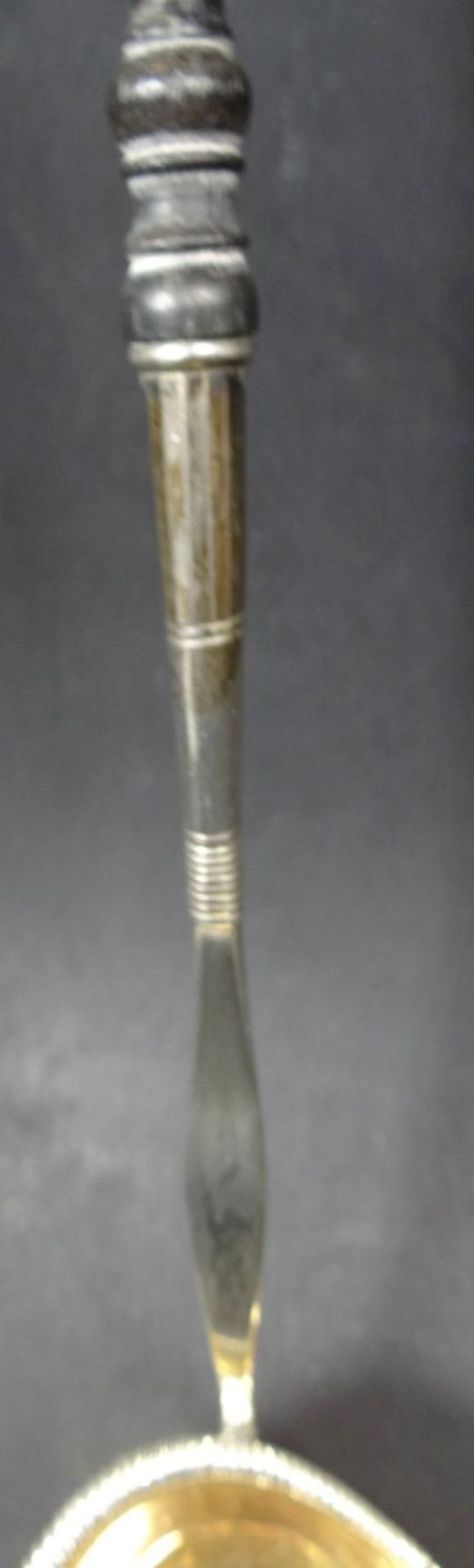 Biedermeier Bowlenkelle, 12 lötiges Silber, tw. vergoldet, Holzgriff, L-35 cm, 93 gr- - -22.61 % - Bild 3 aus 7