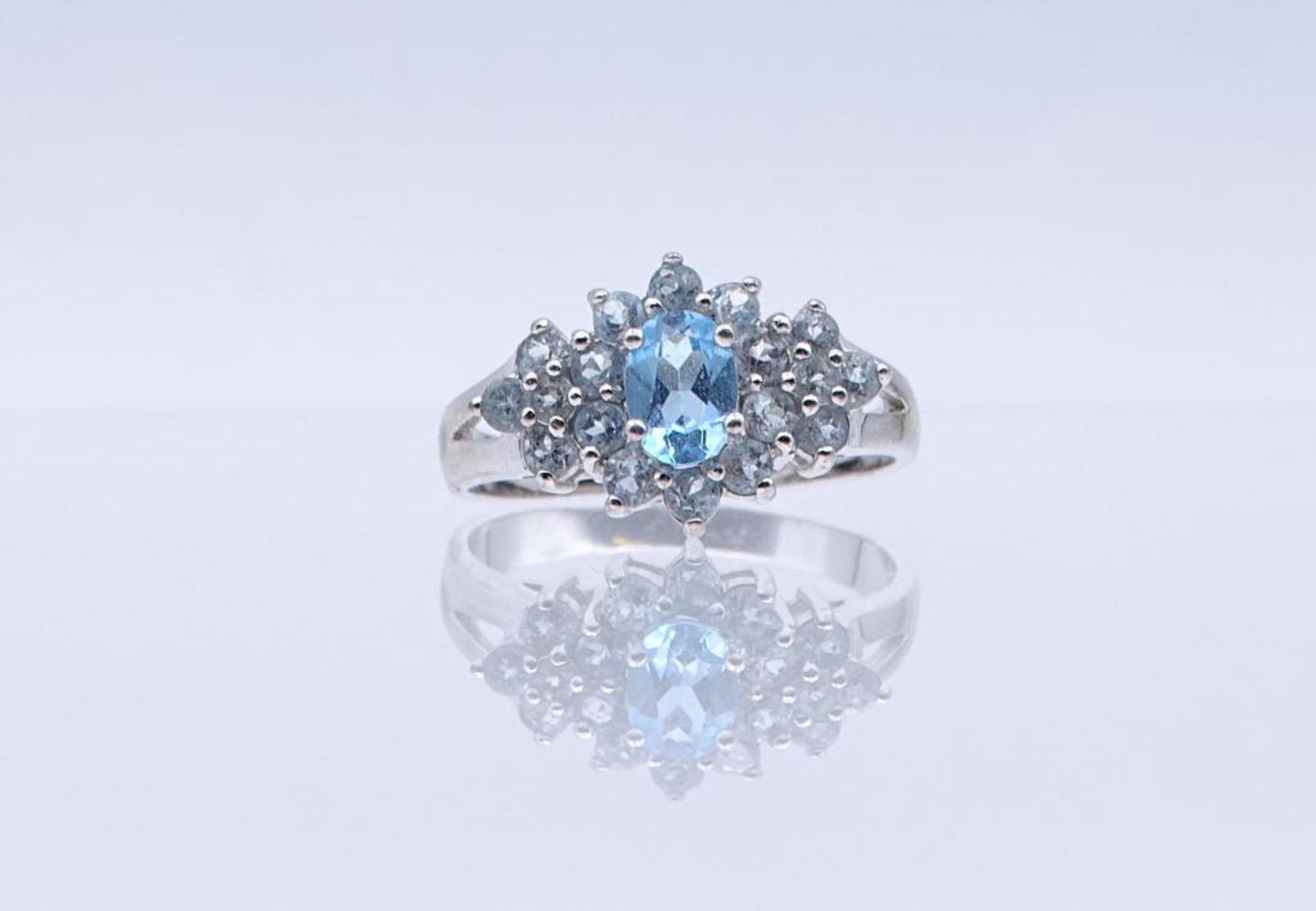 Silber Ring mit blauen facettierten Steinen, Silber 925/000, 4,5gr., RG 63- - -22.61 % buyer's
