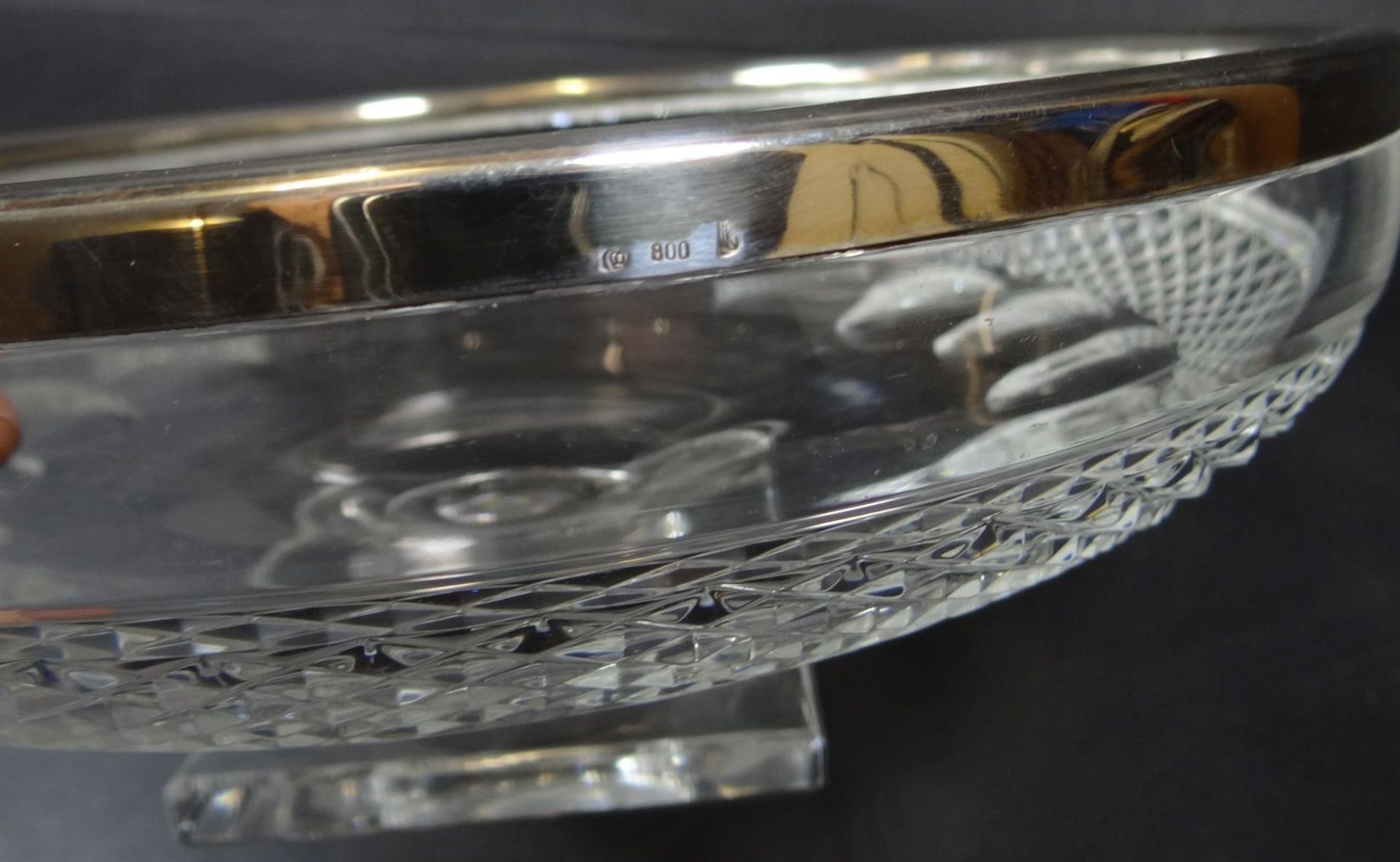 grosse Kristall-Schale auf Stand mit Silberrand-800-, H-10 cm, D-26 cm- - -22.61 % buyer's premium - Bild 3 aus 3