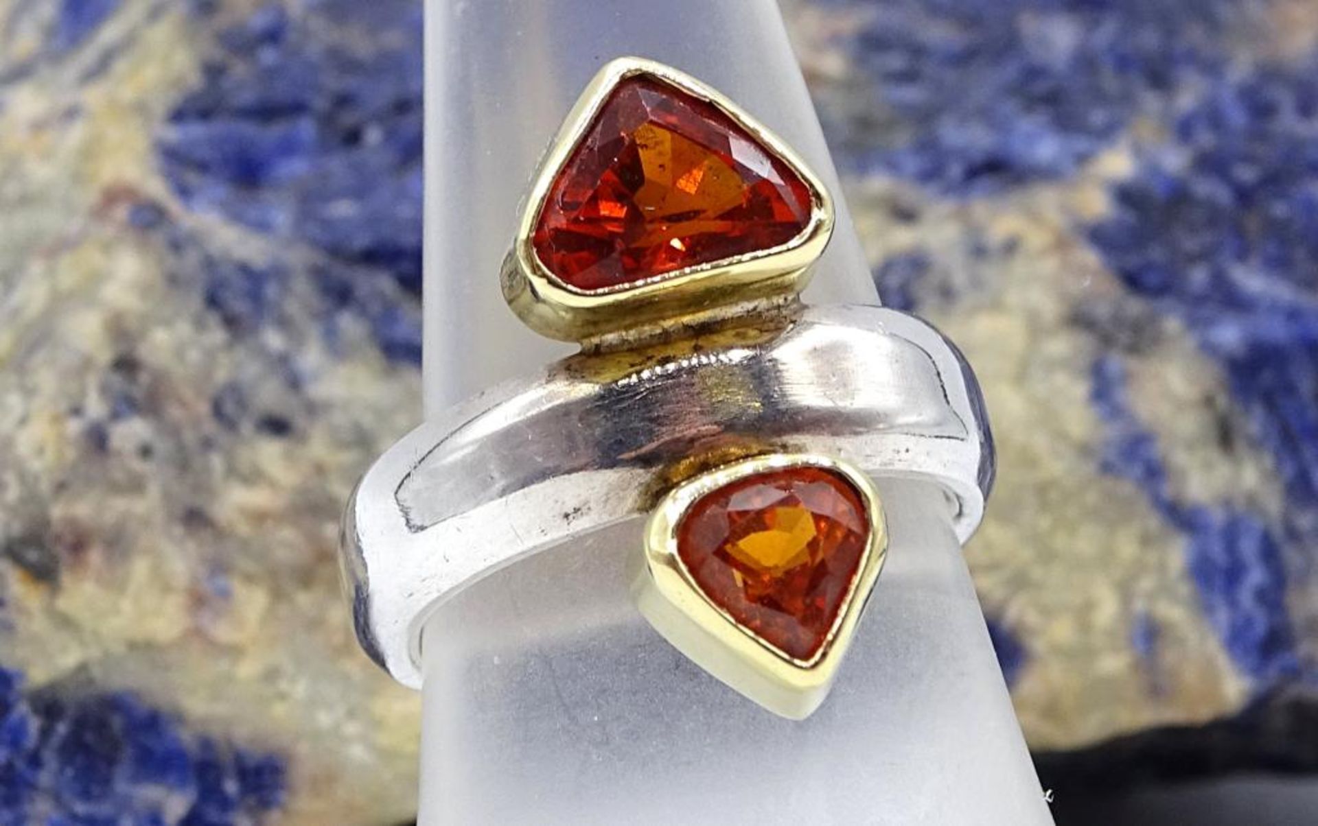 Ring, Silber/Gold-750-, wohl Mandarin Granat, 8,7gr., RG 55- - -22.61 % buyer's premium on the