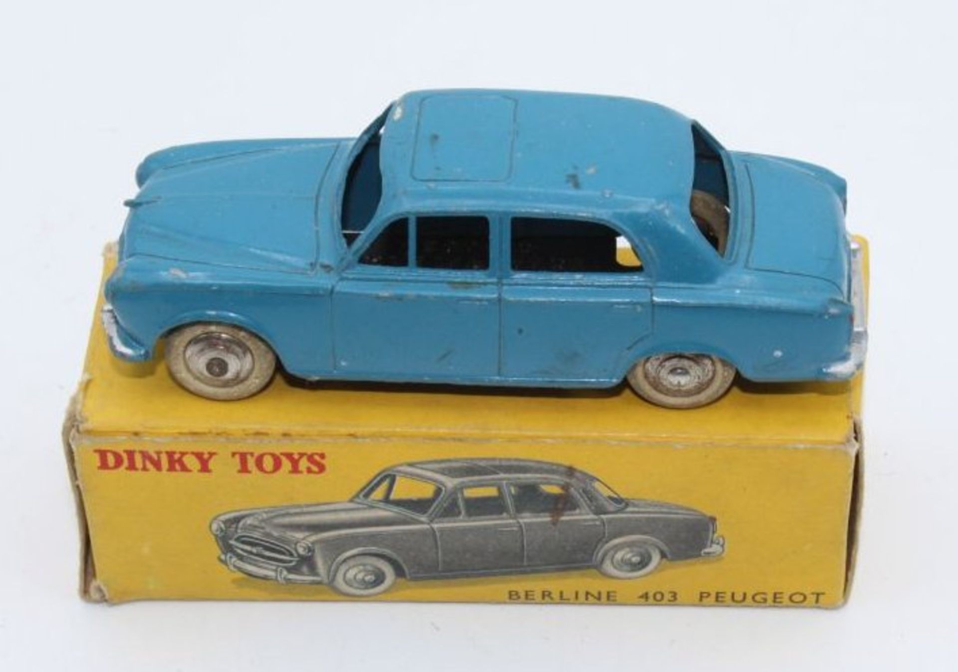 Dinky Toys "Berline 403 Peugeot", Frankreich, 1:43, bespielt, orig. Karton mit kl. Läsure- - -22.
