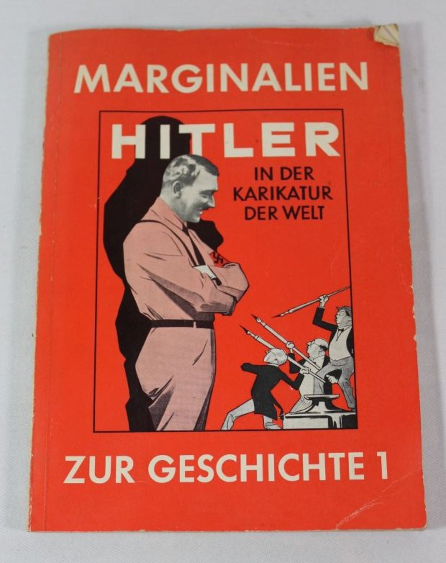 Hitler in der Karikatur der Welt, 1965, Paperback- - -22.61 % buyer's premium on the hammer priceVAT