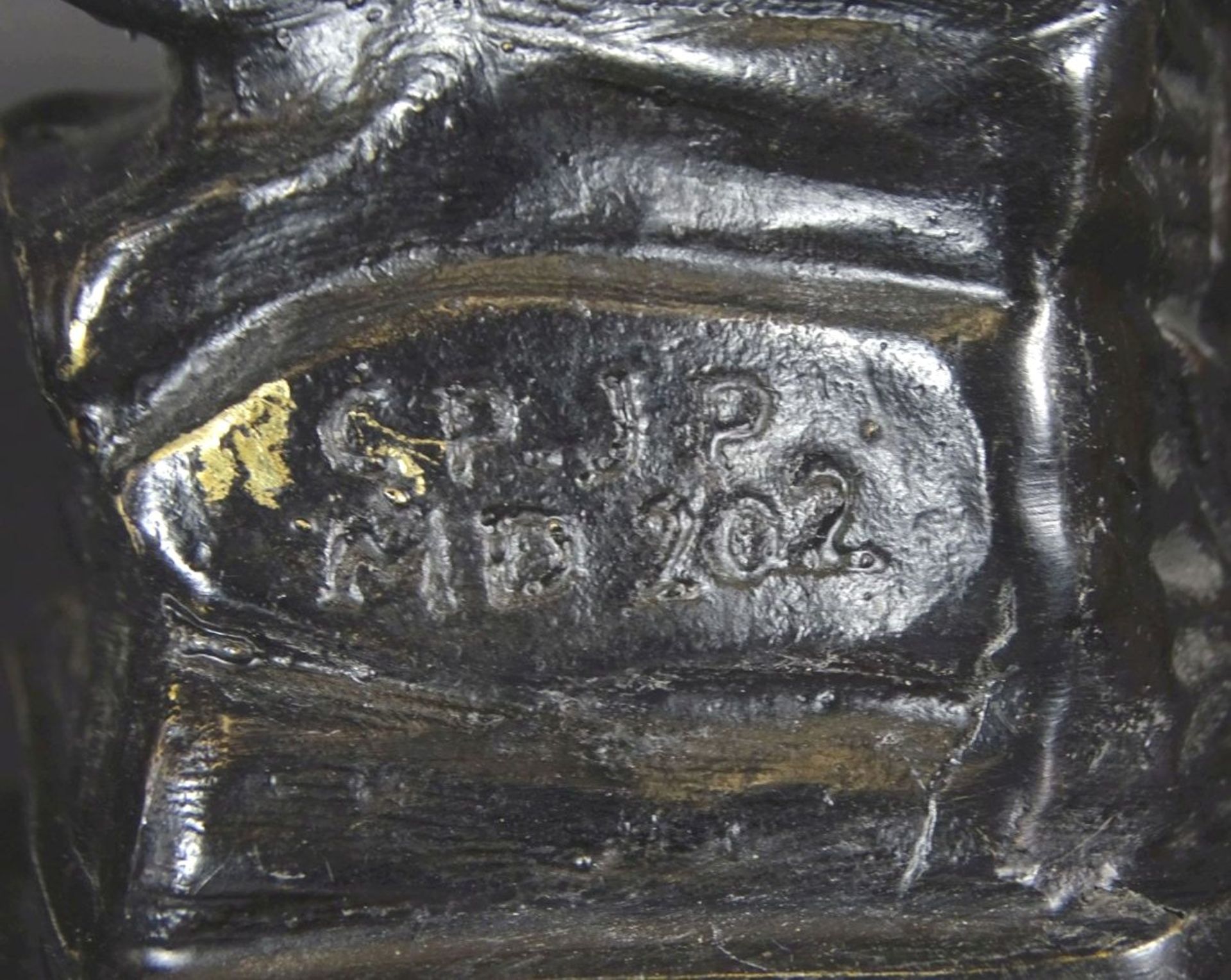 CP-JP, MD202 "sitzendes Mädchen", Bronze, auf Marmorplatte, H-32 cm, 17x15 cm, 3,5 k- - -22.61 % - Bild 6 aus 8