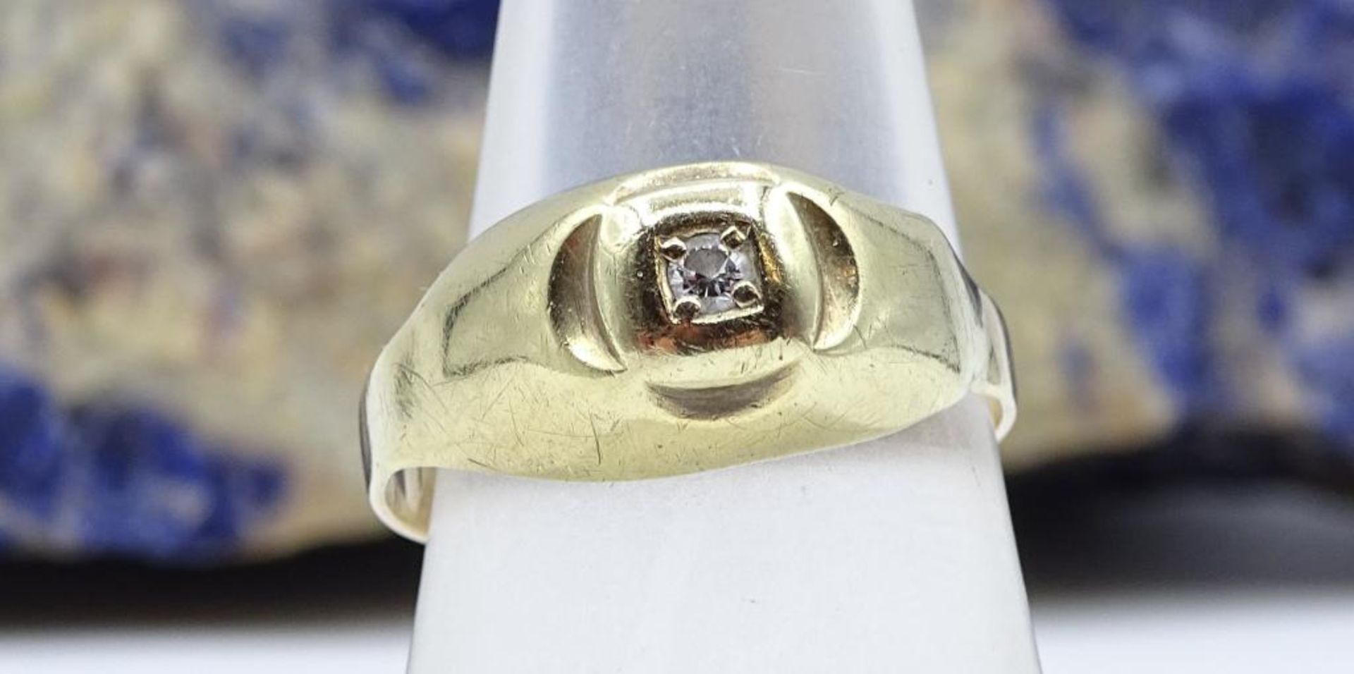 *Goldring 8K 333/000, mit einem Diamanten von ca. 0,02ct., Gold geprüft,ungestempelt, 2,10gr., RG