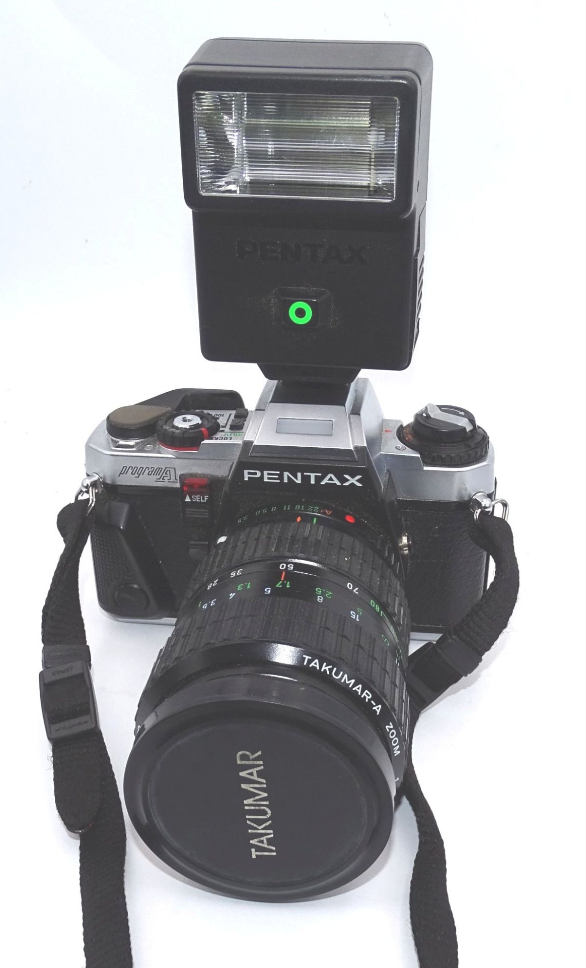 Spiegelreflexkamera "Pentax program A" mit Blitz- - -22.61 % buyer's premium on the hammer