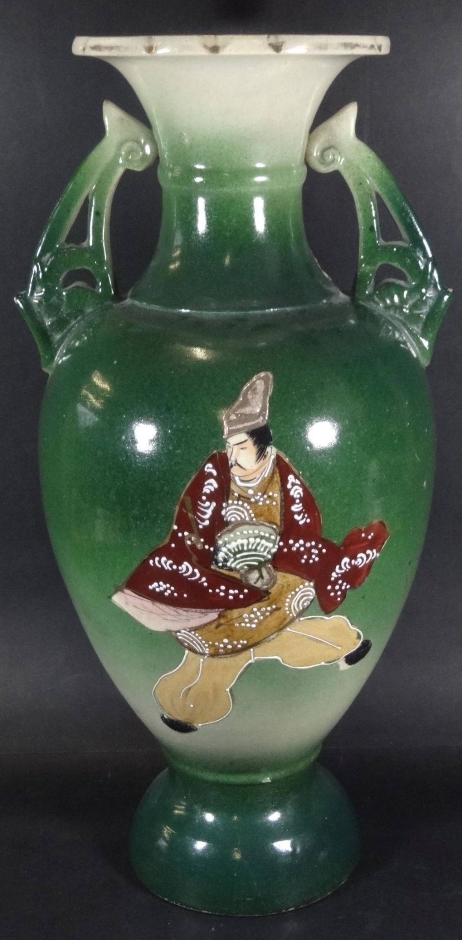grosse China-Vase, Emaillemalerei, wohl um 1920?, H-45 cm, im Boden Schriftzeichen,- - -22.61 % - Bild 3 aus 7