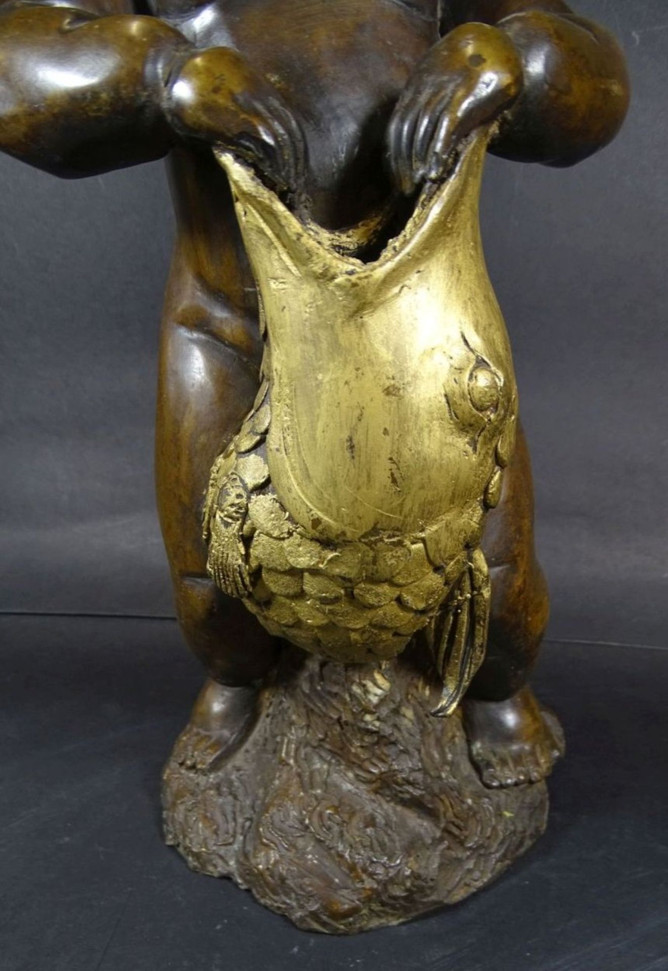 anonyme Bronze, Junge auf Fisch reitend, H-37 cm, 4,6 kg- - -22.61 % buyer's premium on the hammer - Bild 6 aus 7