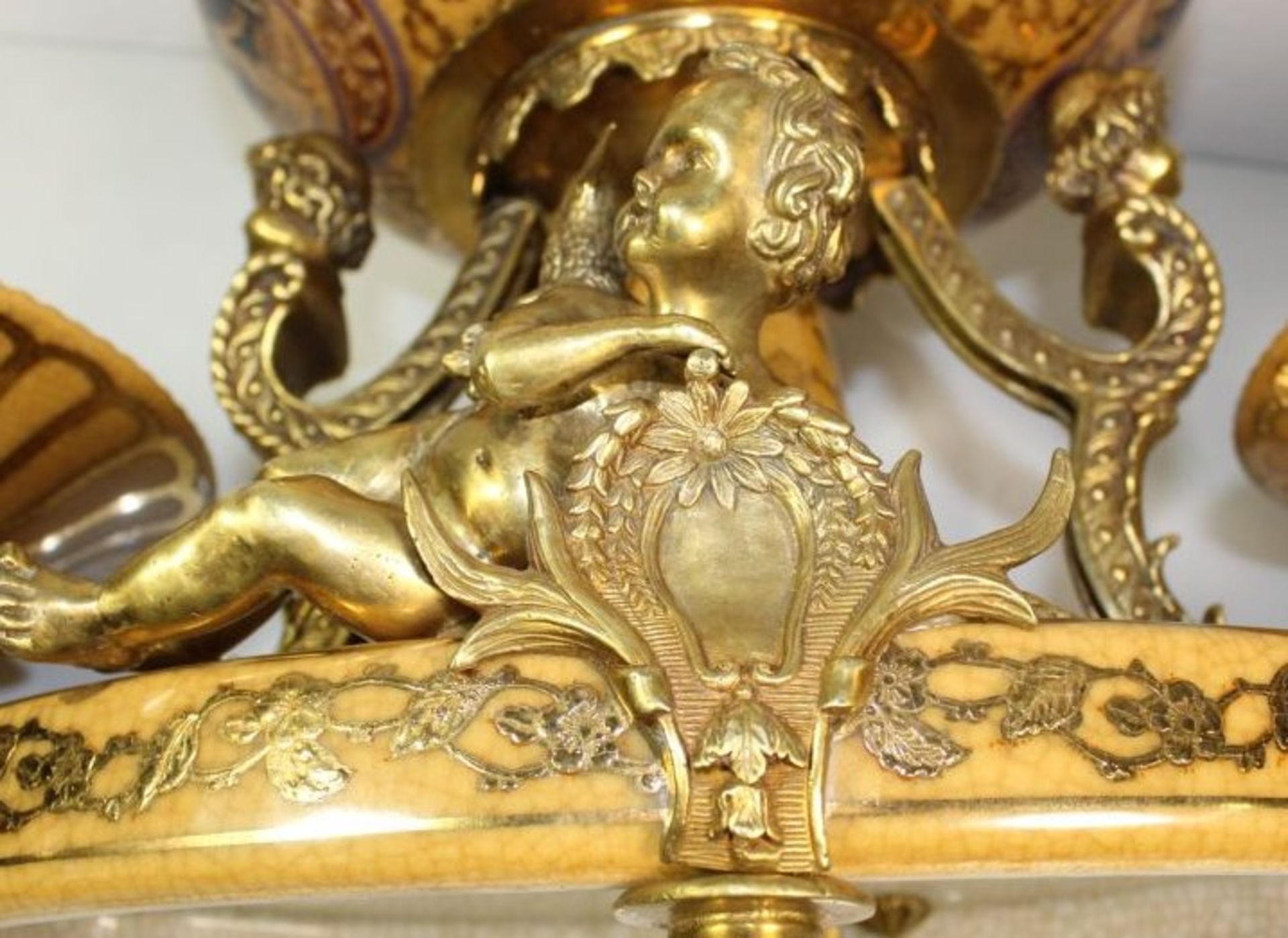 3stufiger Tafelaufsatz, gemarkt, figürliche Bronzemonturen, Goldstaffage, in antikem Stil, H-26, - Bild 6 aus 7