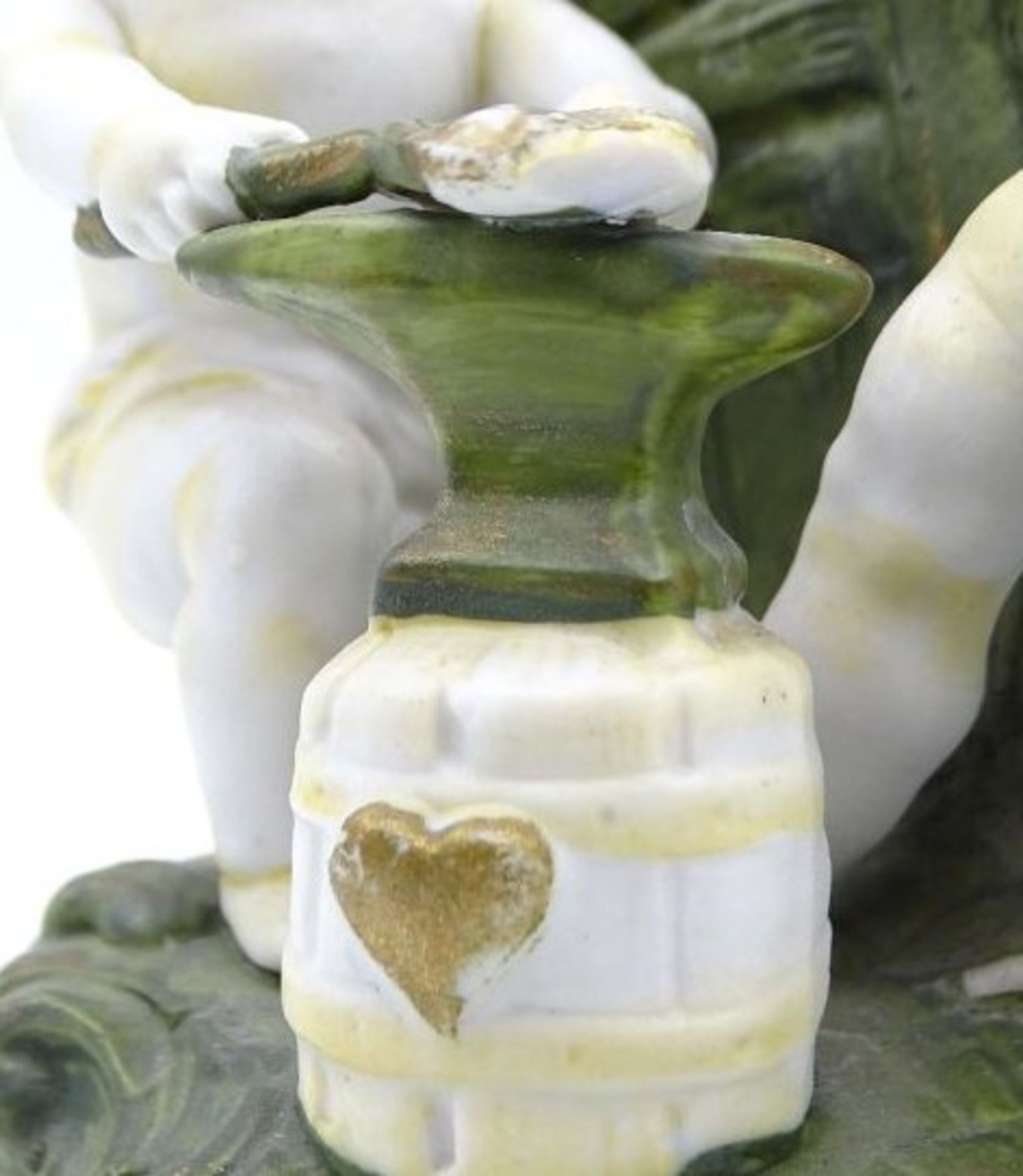 figürliche Vase, Putti-Darstellungen, wohl um 1900, an den Flügeln bestossen, 1x Flügel anbei, H- - Image 6 of 9