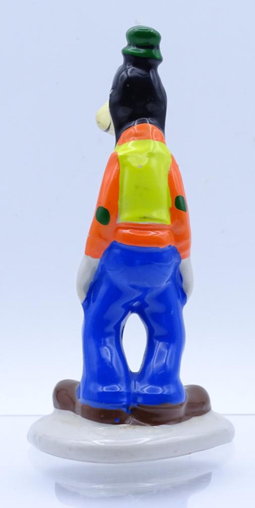 Goofy Figur aus Porzellan, Walt Disney Prod., H-14 cm- - -22.61 % buyer's premium on the hammer - Bild 3 aus 4