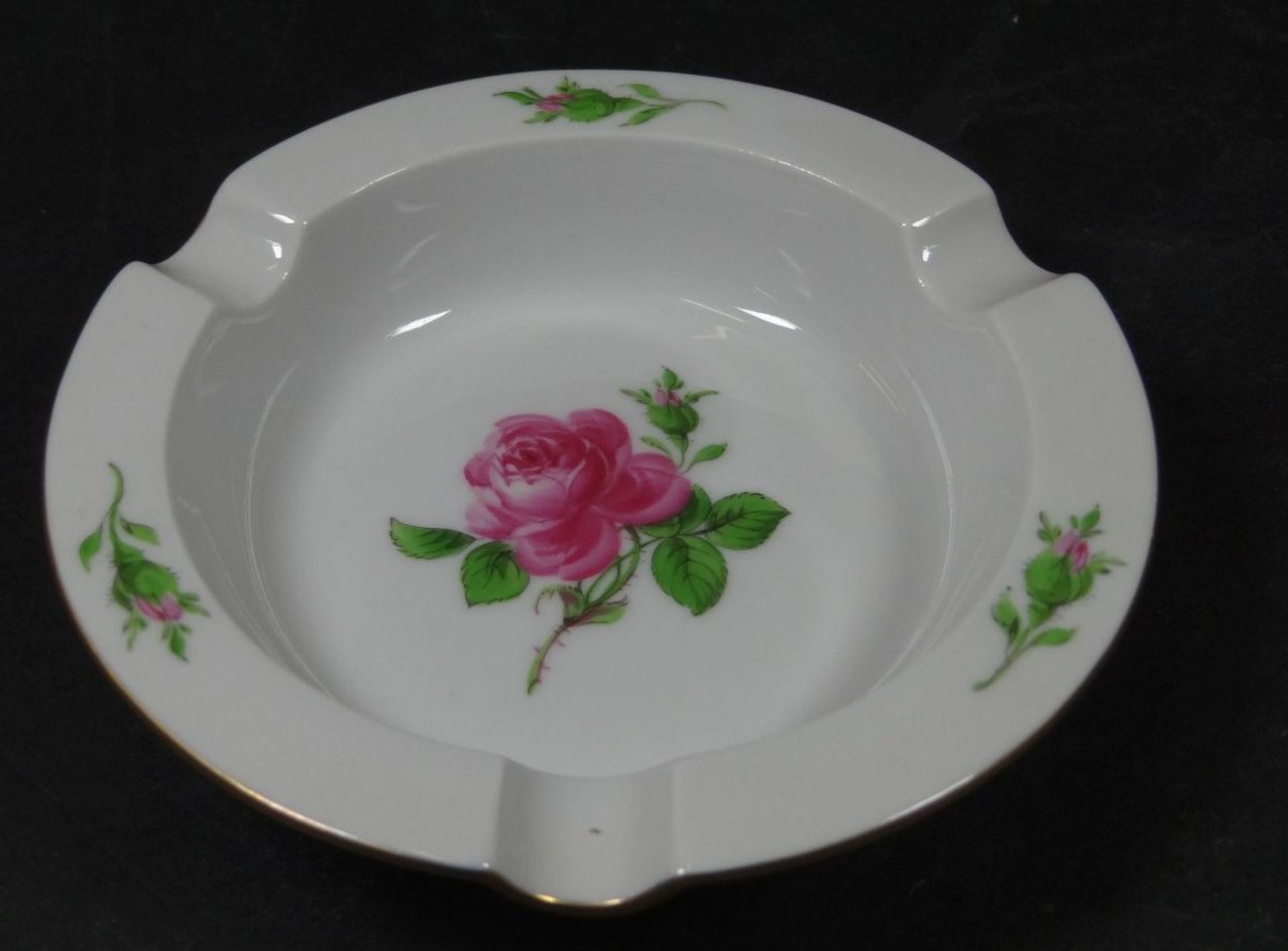 Aschenbecher "Meissen" rote Rose, D-12 cm- - -22.61 % buyer's premium on the hammer priceVAT - Bild 2 aus 4