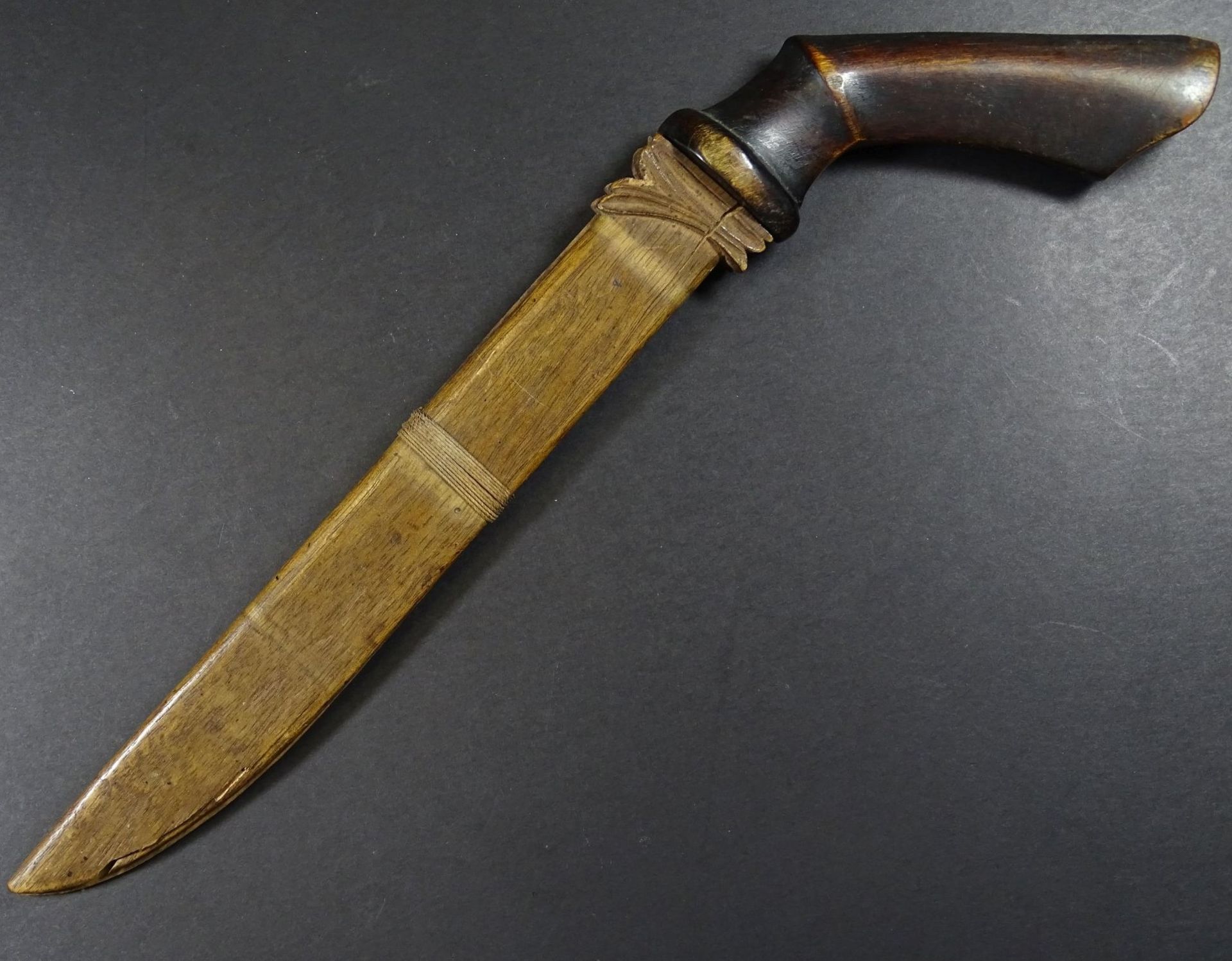 altes Messer mit Holzgriff, Indien, Holzscheide, L-32 cm, Alters-u. Gebrauchsspuren- - -22.61 % - Bild 3 aus 7