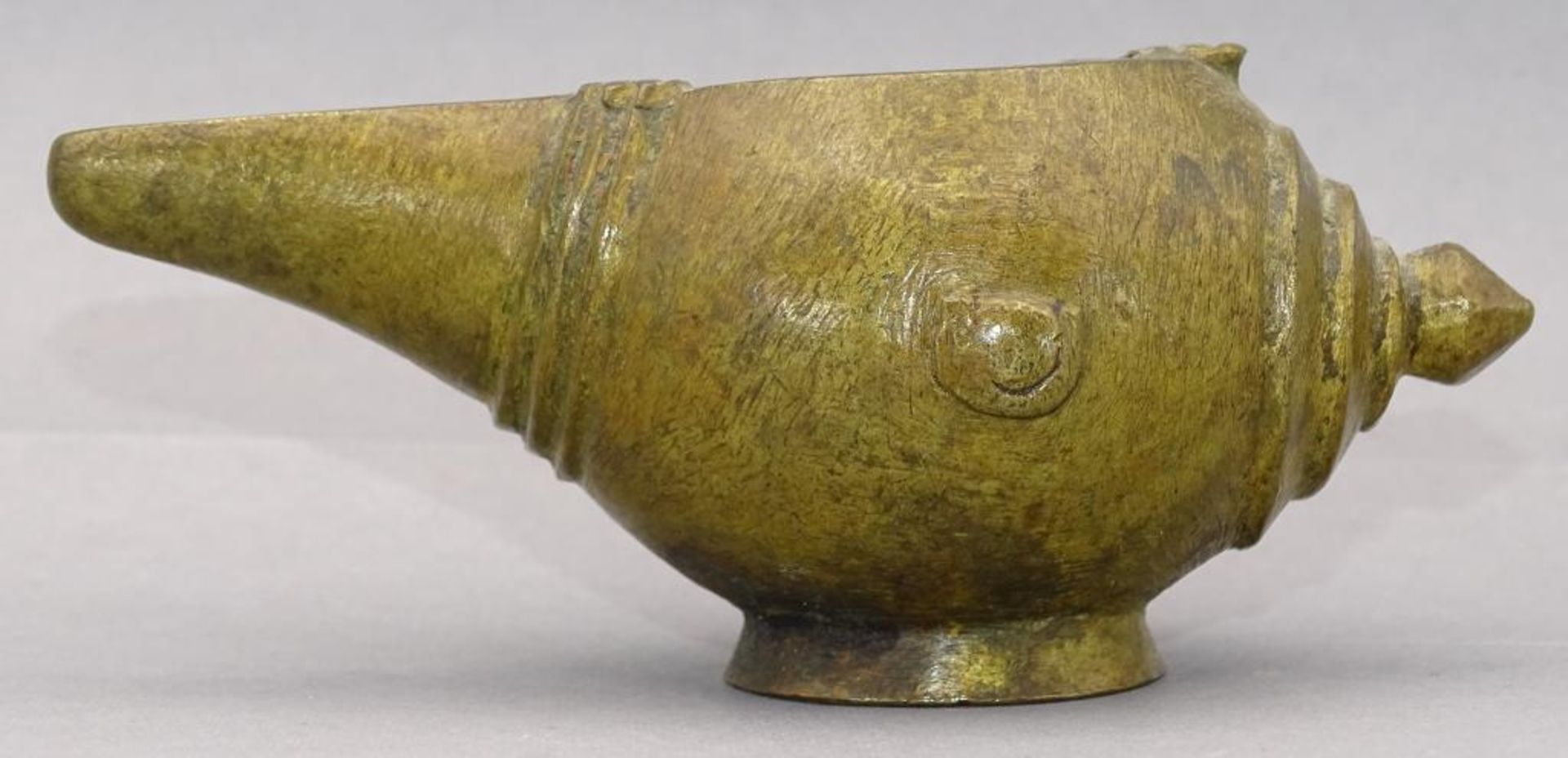 Bronze Öllampe, wohl Indonesien, 17/18.Jhd, mit Karte, gekauft bei Lempertz, 196- - -22.61 % buyer's - Bild 2 aus 7