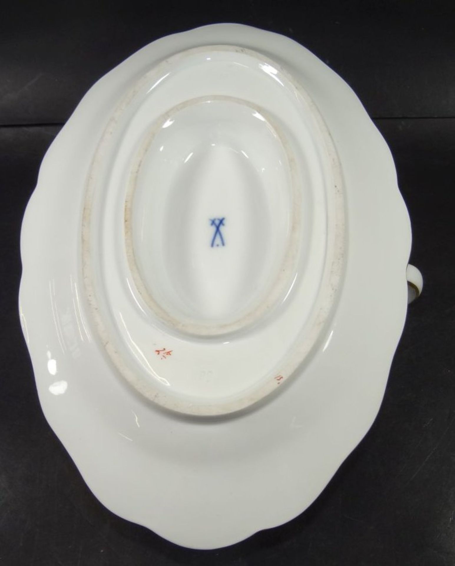 gr. Sauciere "Meissen" Streublümchen, 1.Wahl, H-10 cm, 25x20 c- - -22.61 % buyer's premium on the - Bild 5 aus 8